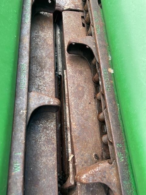 2010 John Deere 606C Corn Head