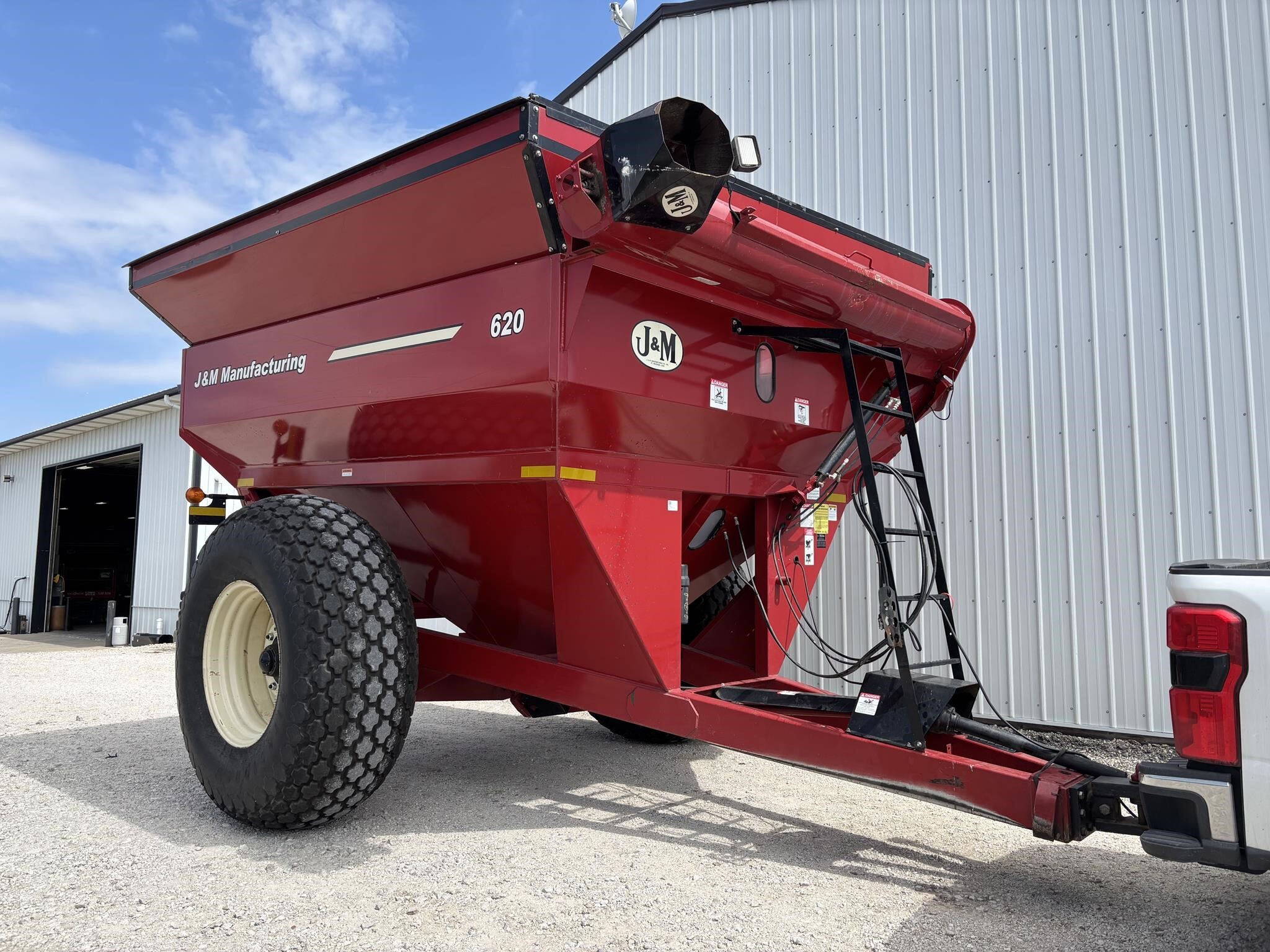  J&M 620-14 Grain Cart