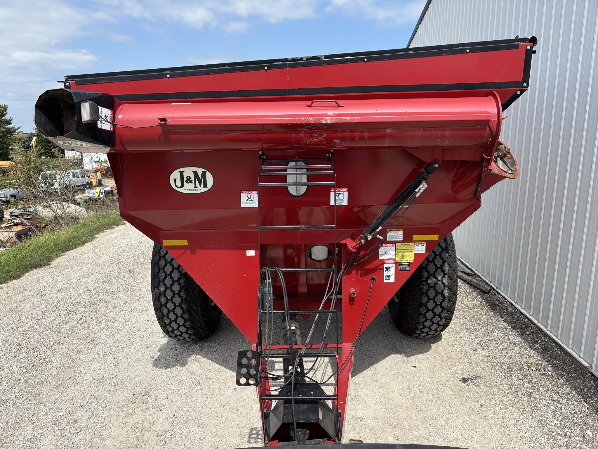  J&M 620-14 Grain Cart