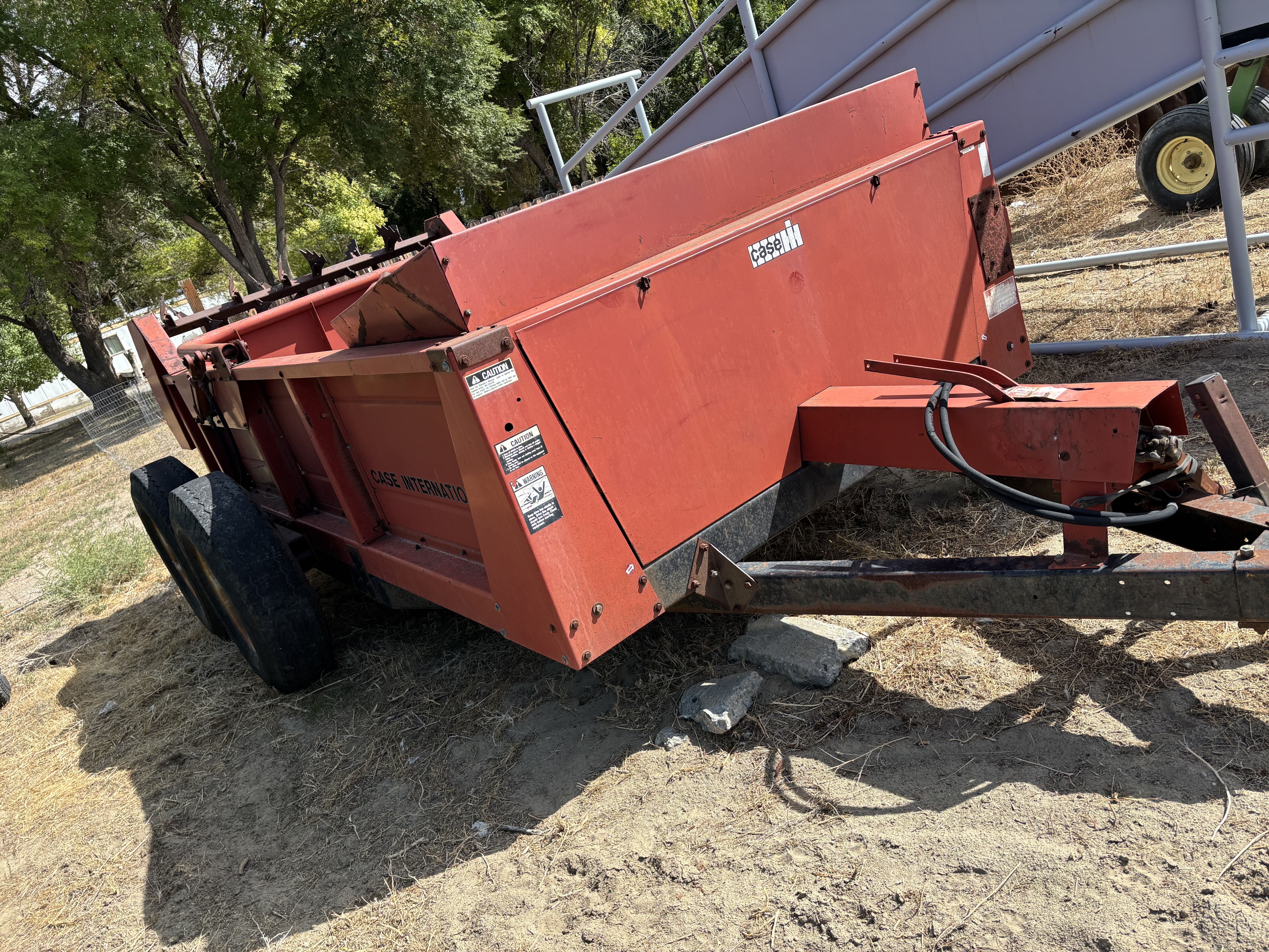 Case IH 575 Manure Spreader - $19,000 | Machinery Pete
