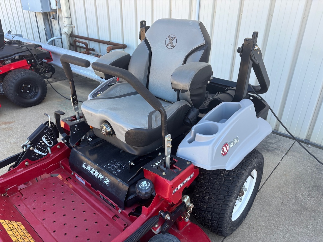 2023 Exmark LZS749AKC524A2 Lawn Mower