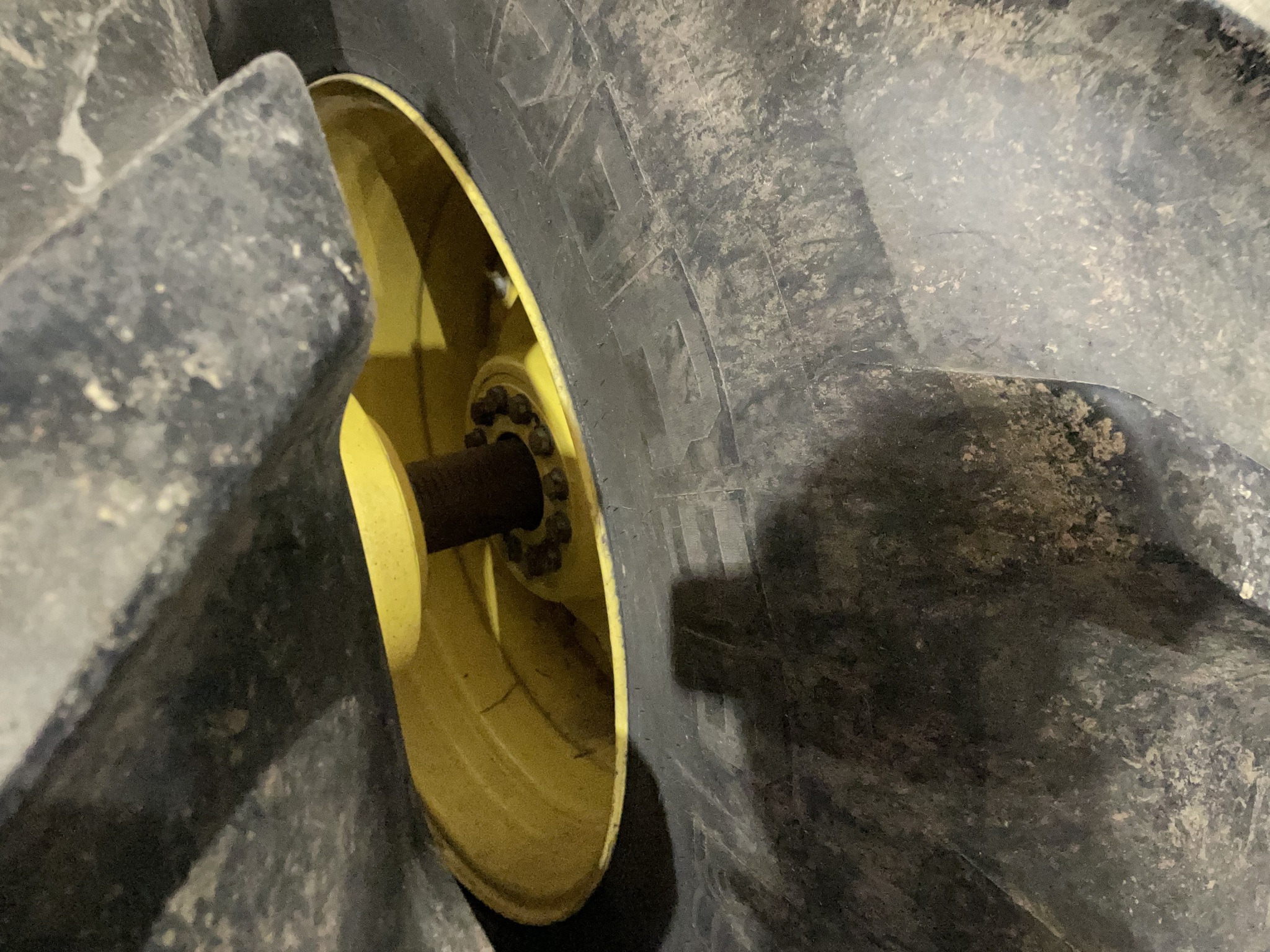 2019 John Deere 9520R Tractor