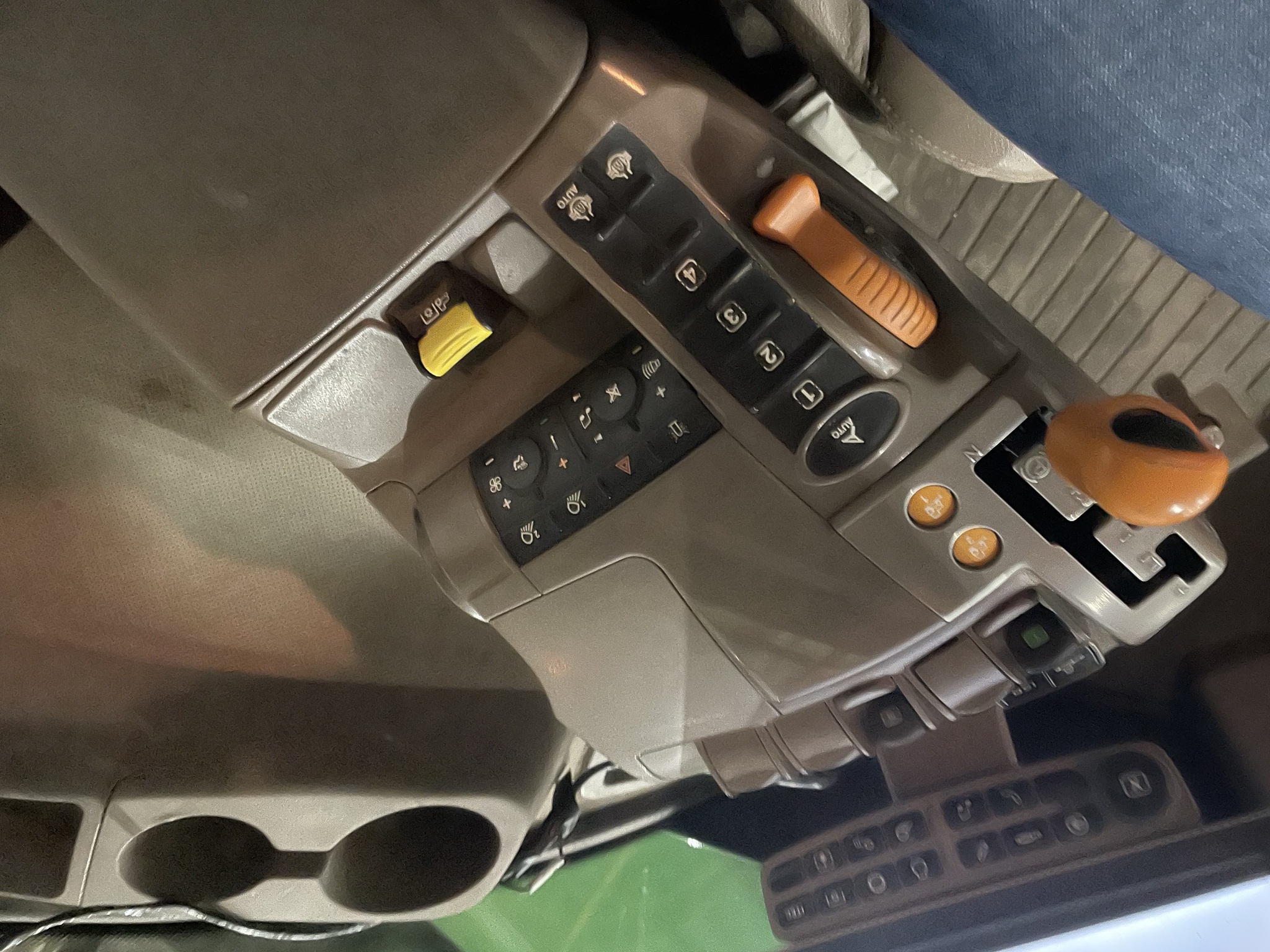 2019 John Deere 9520R Tractor