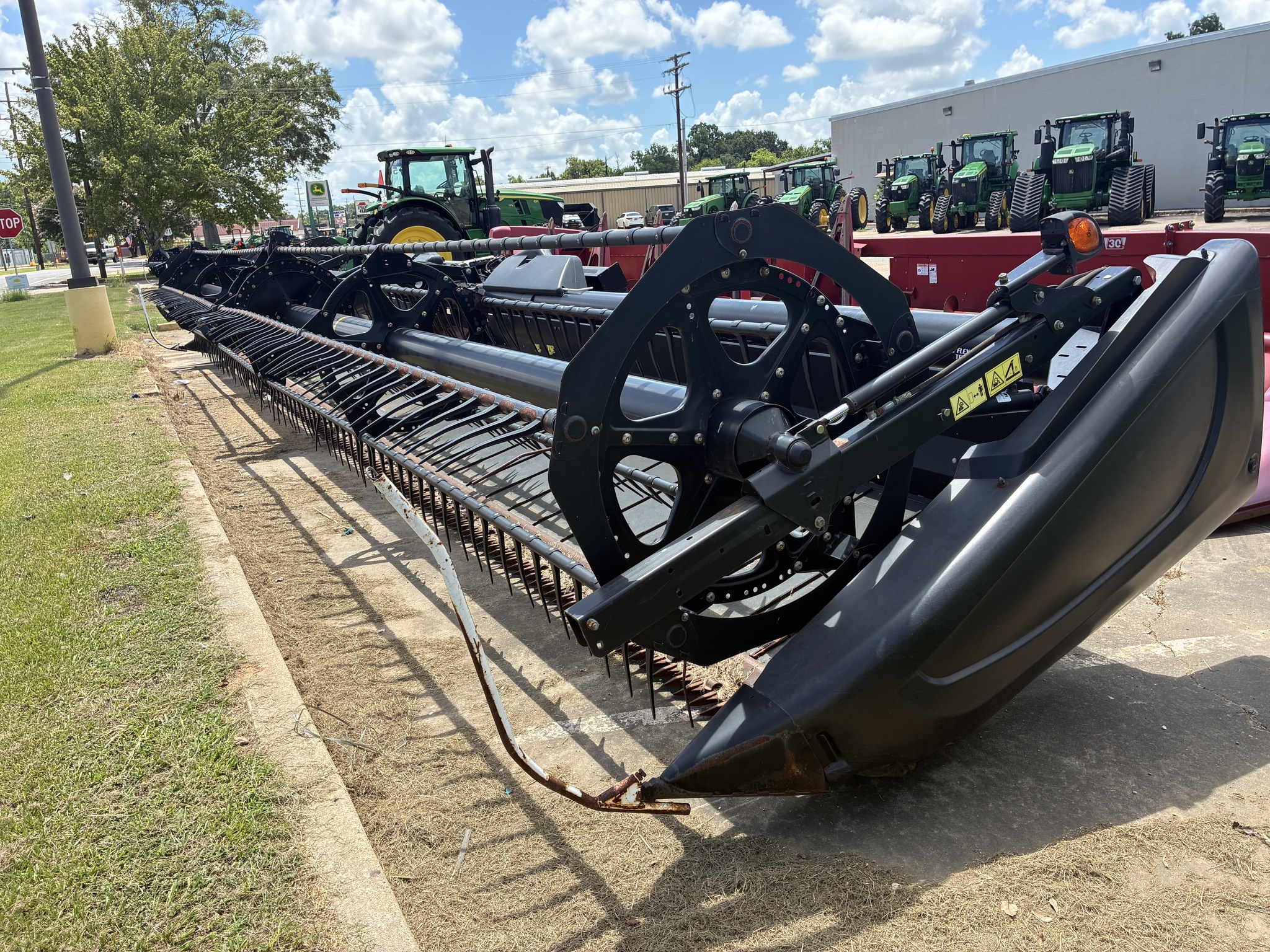 2015 MacDon FD75 Platform