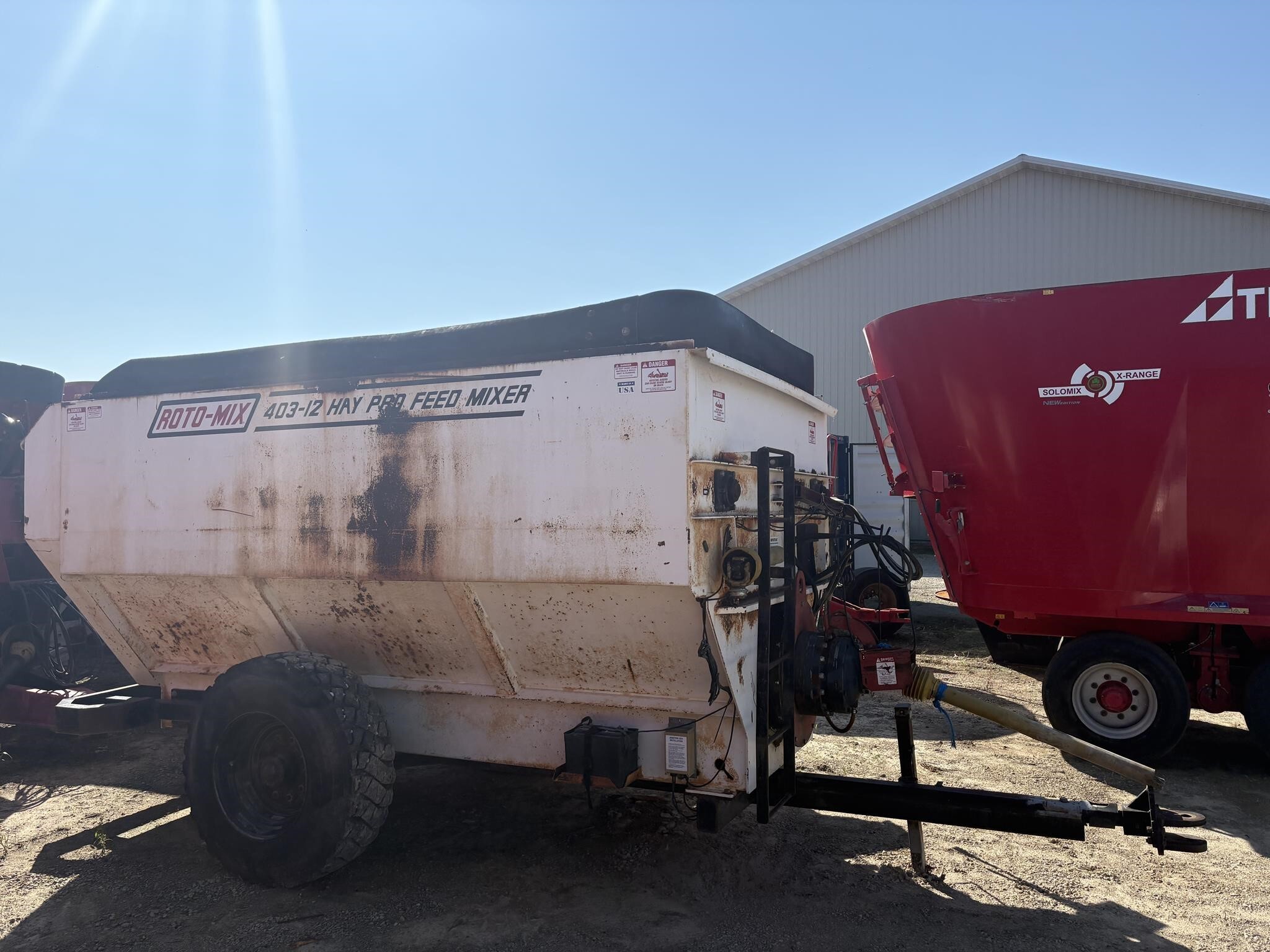  Roto Mix 403-12 Grinders and Mixer