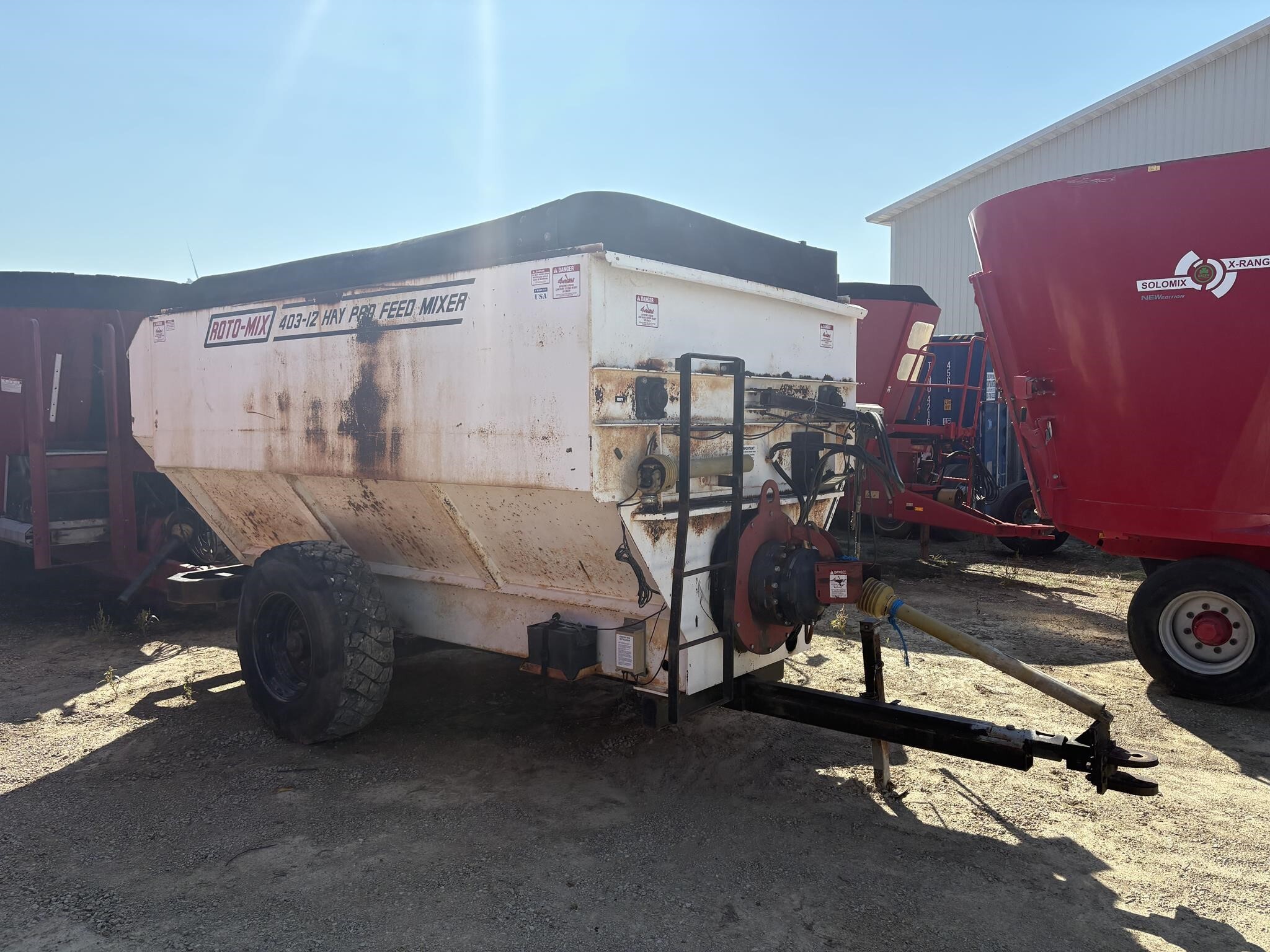  Roto Mix 403-12 Grinders and Mixer