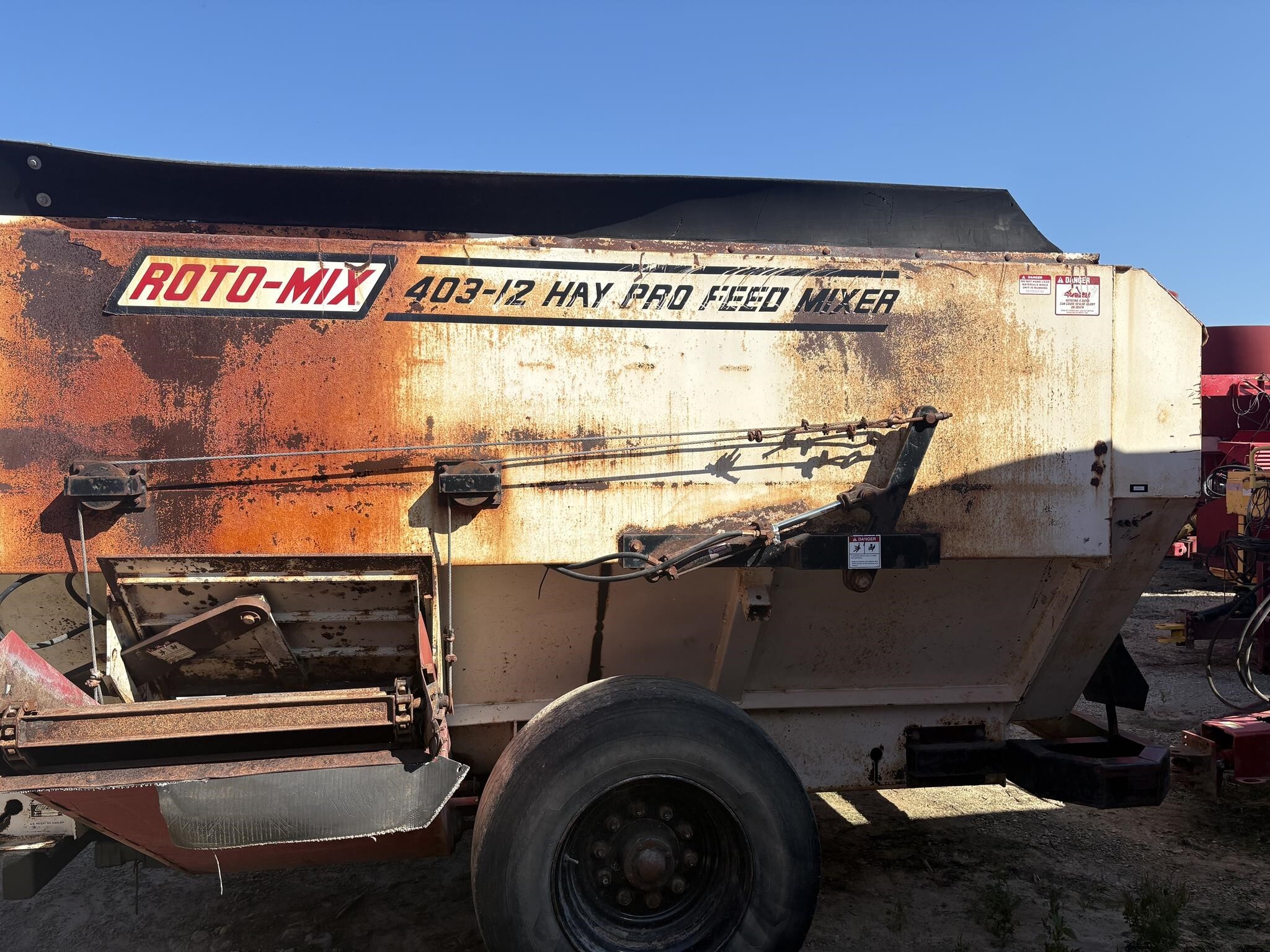  Roto Mix 403-12 Grinders and Mixer