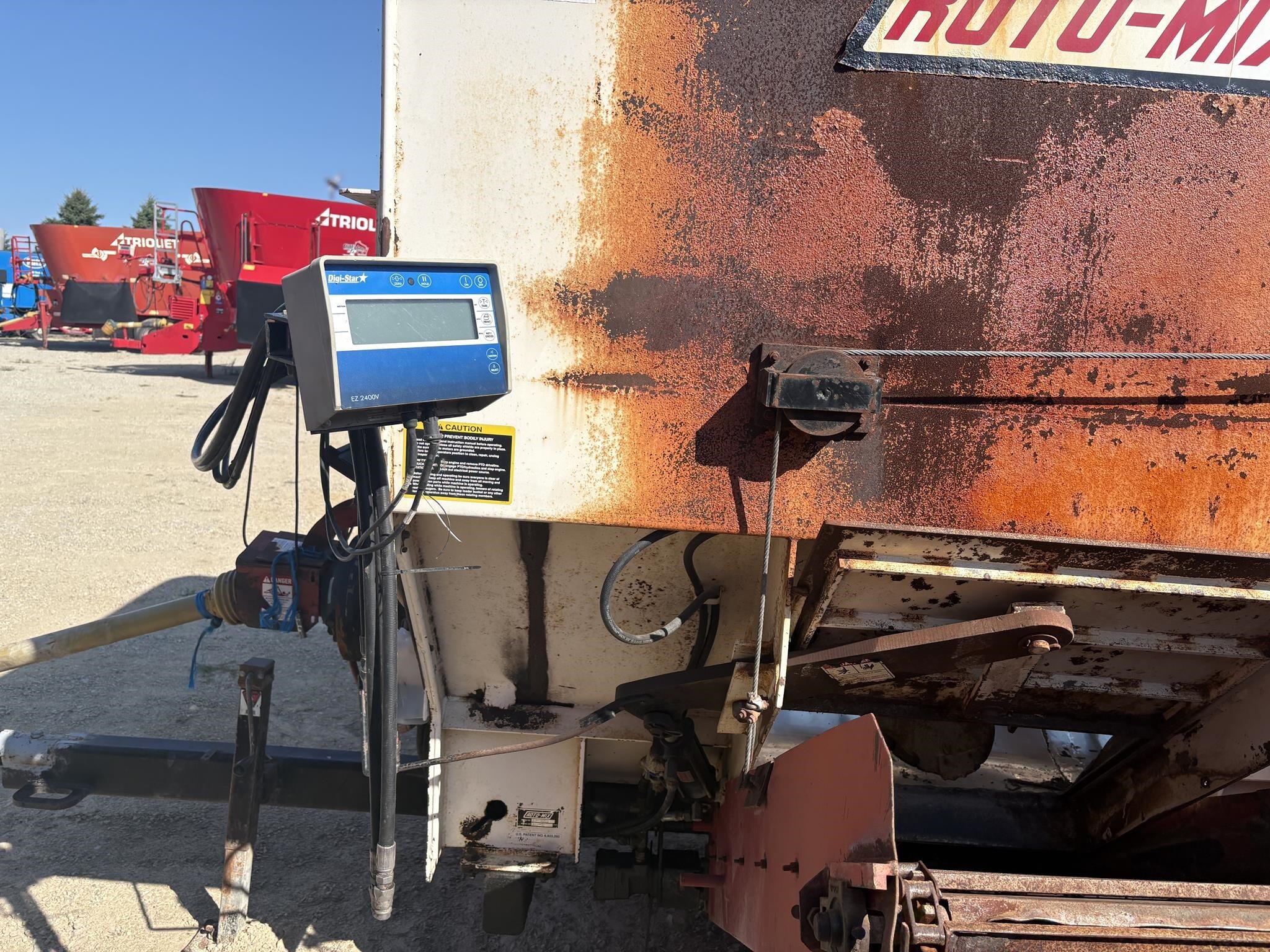  Roto Mix 403-12 Grinders and Mixer