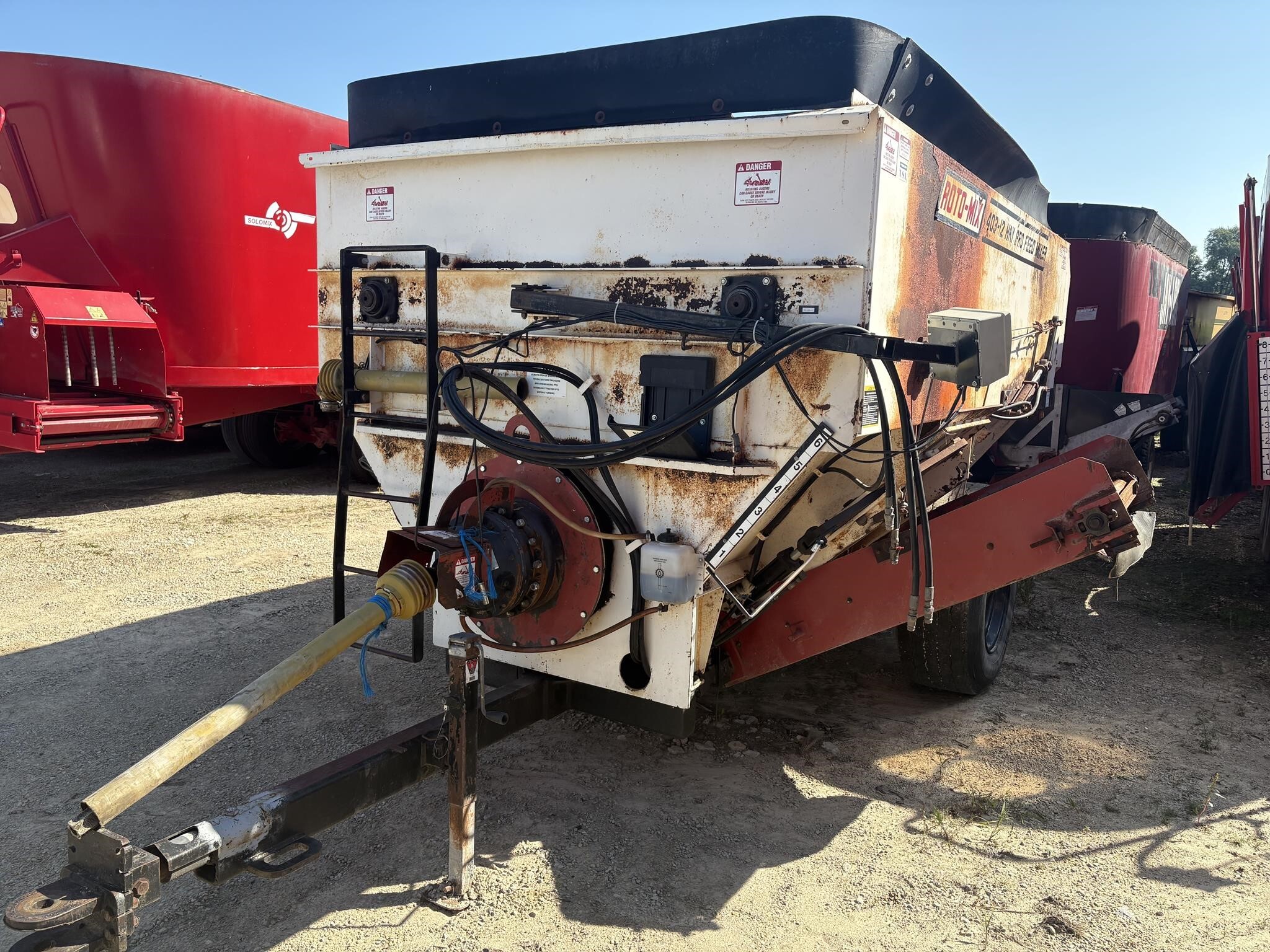  Roto Mix 403-12 Grinders and Mixer