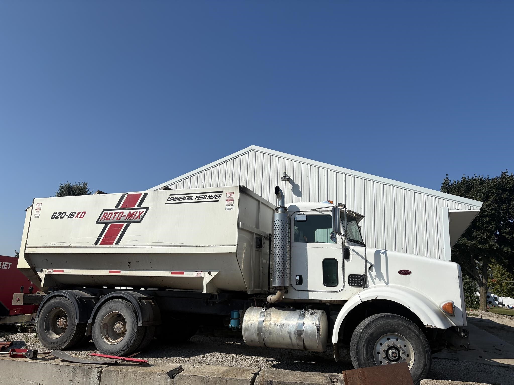  Roto Mix 620-16XD Grinders and Mixer