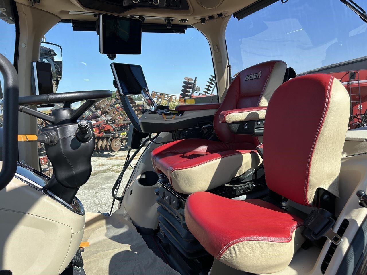 2024 Case IH MAGNUM 380 AFS CONNECT CVX Tractor