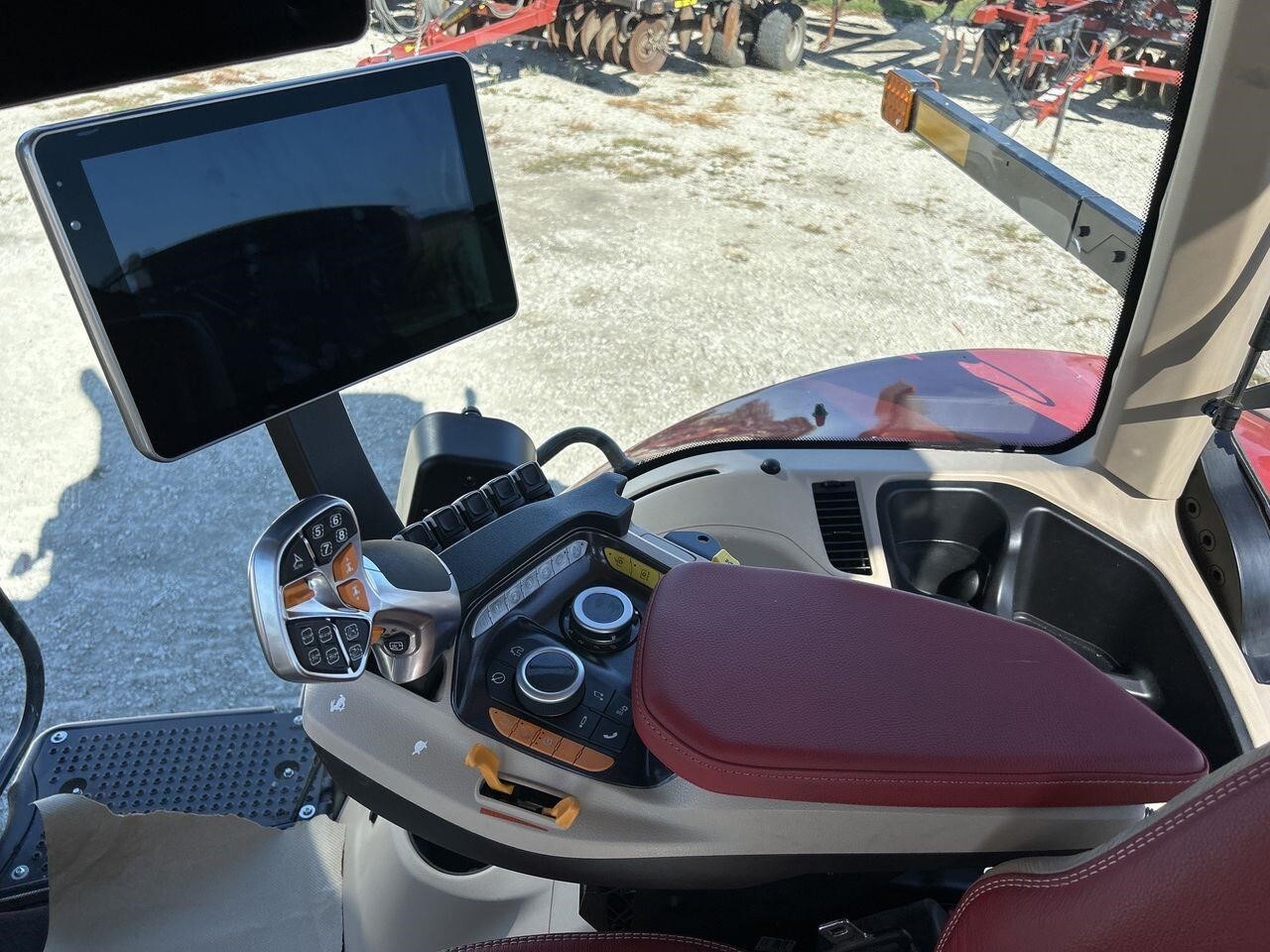 2024 Case IH MAGNUM 380 AFS CONNECT CVX Tractor