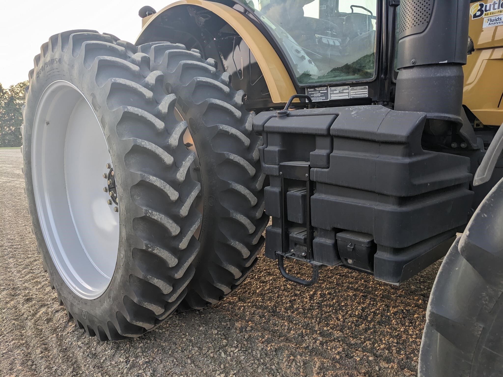 2014 Challenger MT645D Tractor