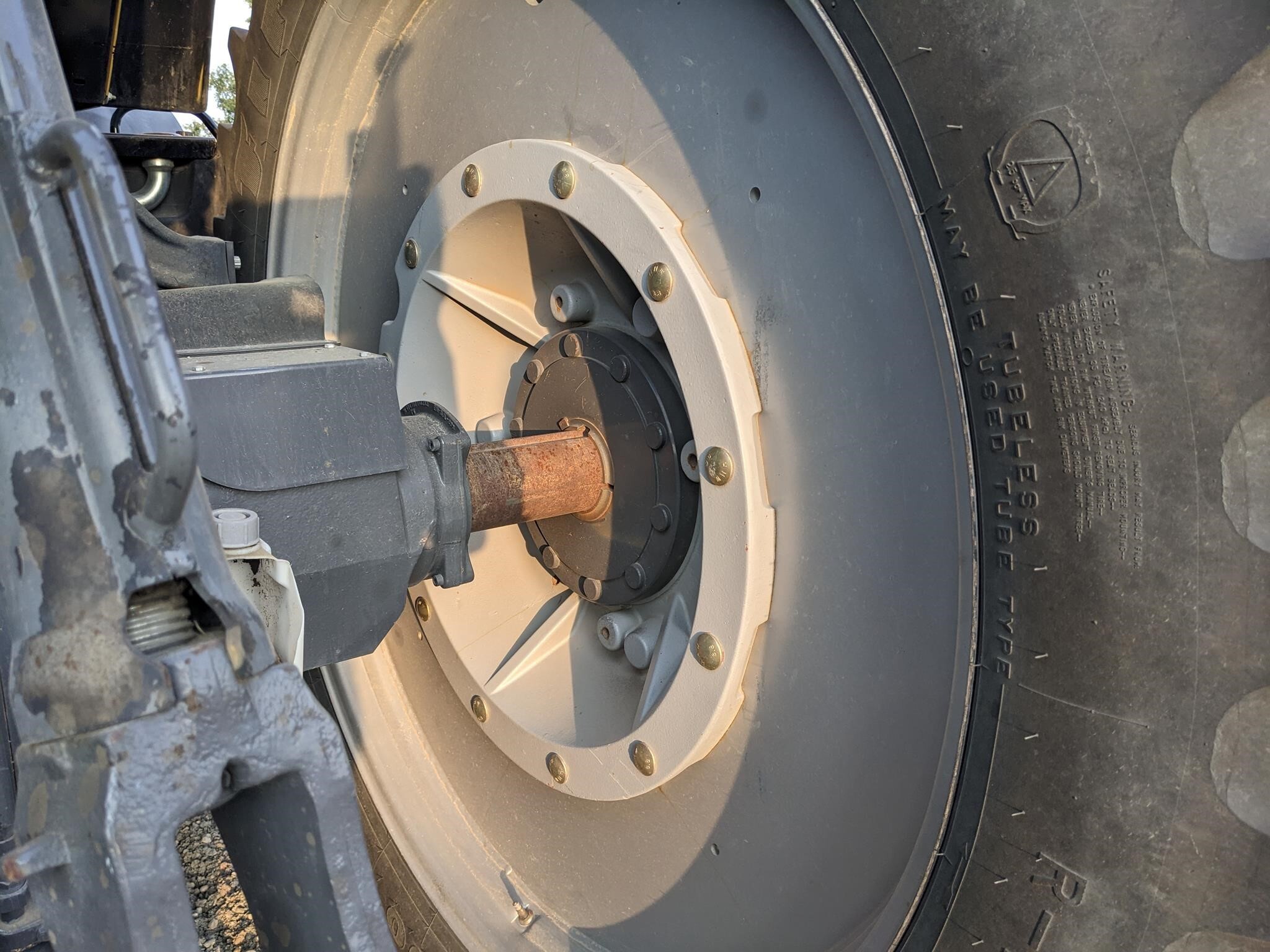 2014 Challenger MT645D Tractor