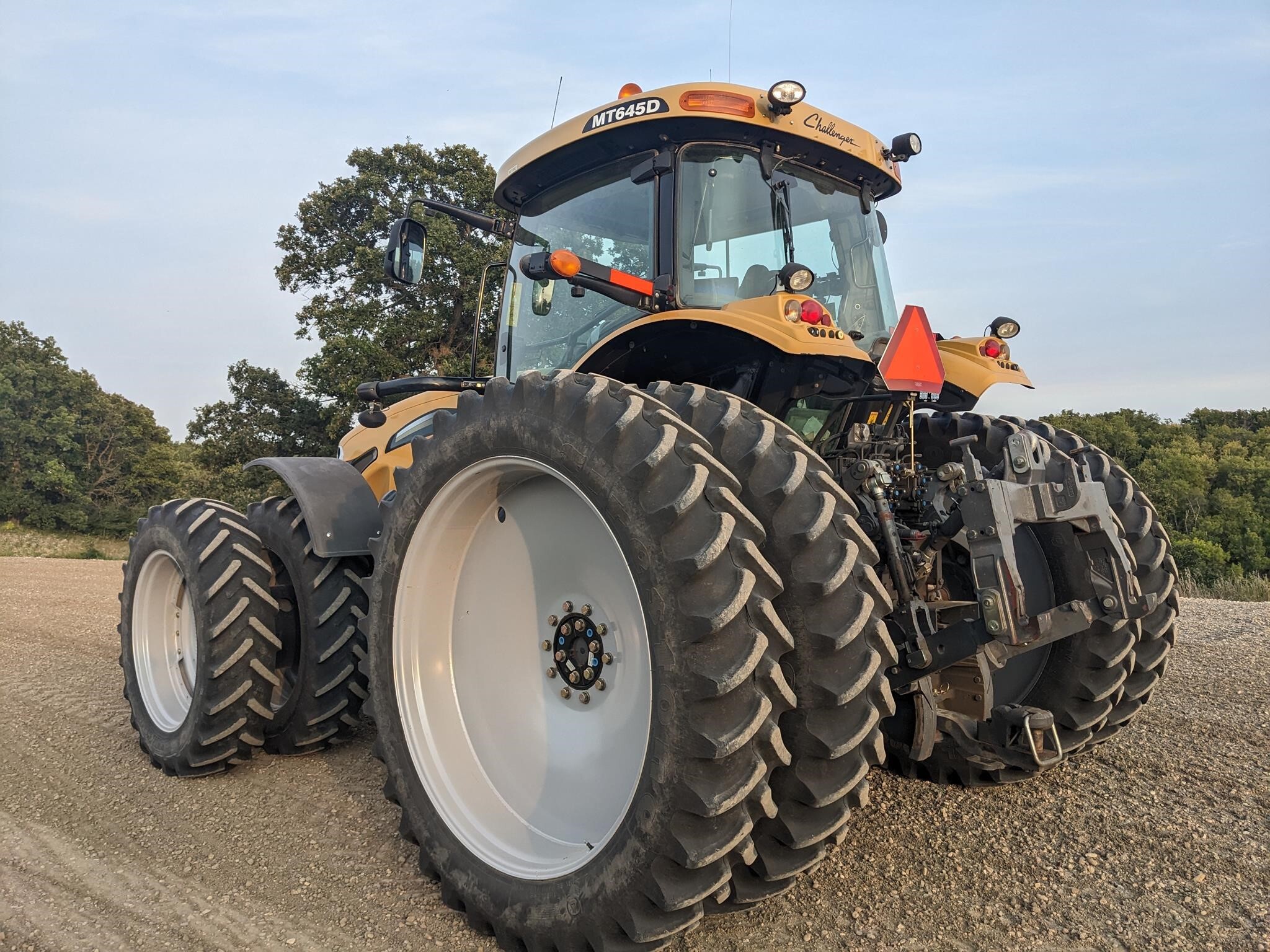 2014 Challenger MT645D Tractor