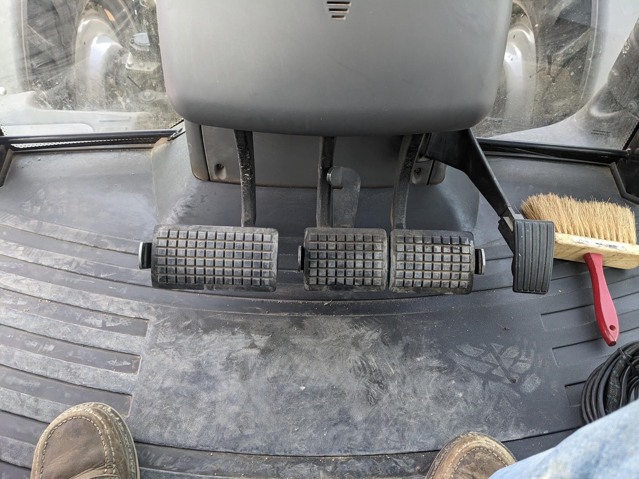 2014 Challenger MT645D Tractor