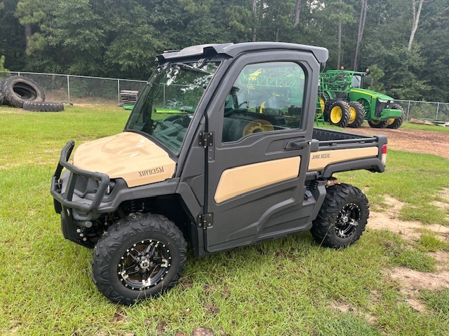 2022 John Deere XUV 835M ATVs and Utility Vehicle
