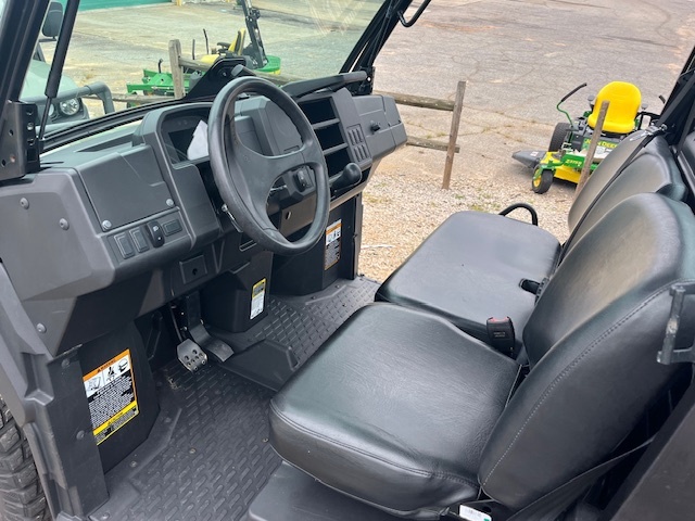 2023 John Deere XUV 835M ATVs and Utility Vehicle