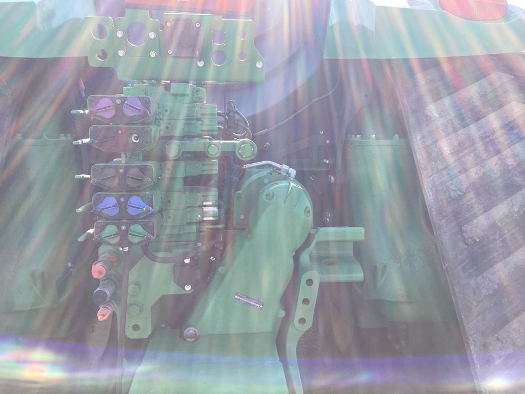 2019 John Deere 9520RX Tractor