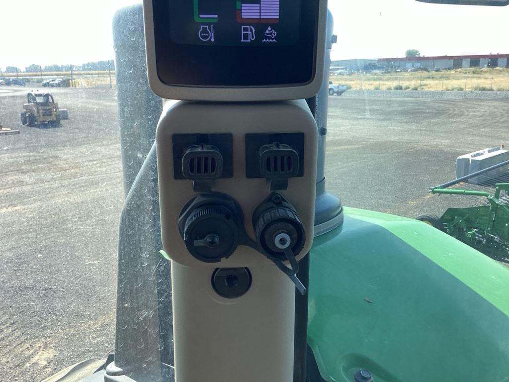 2019 John Deere 9520RX Tractor
