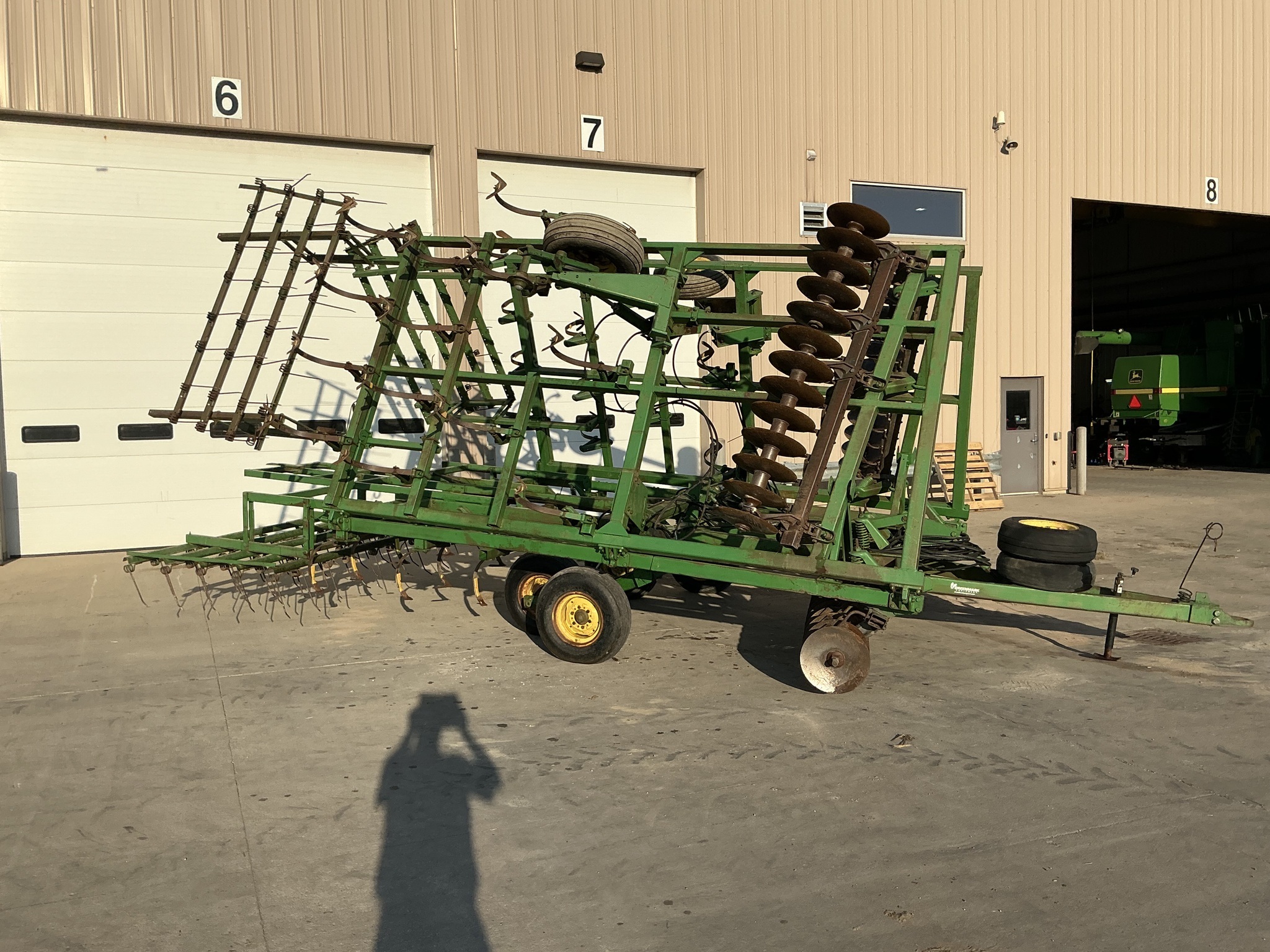 1984 John Deere 722 Soil Finisher