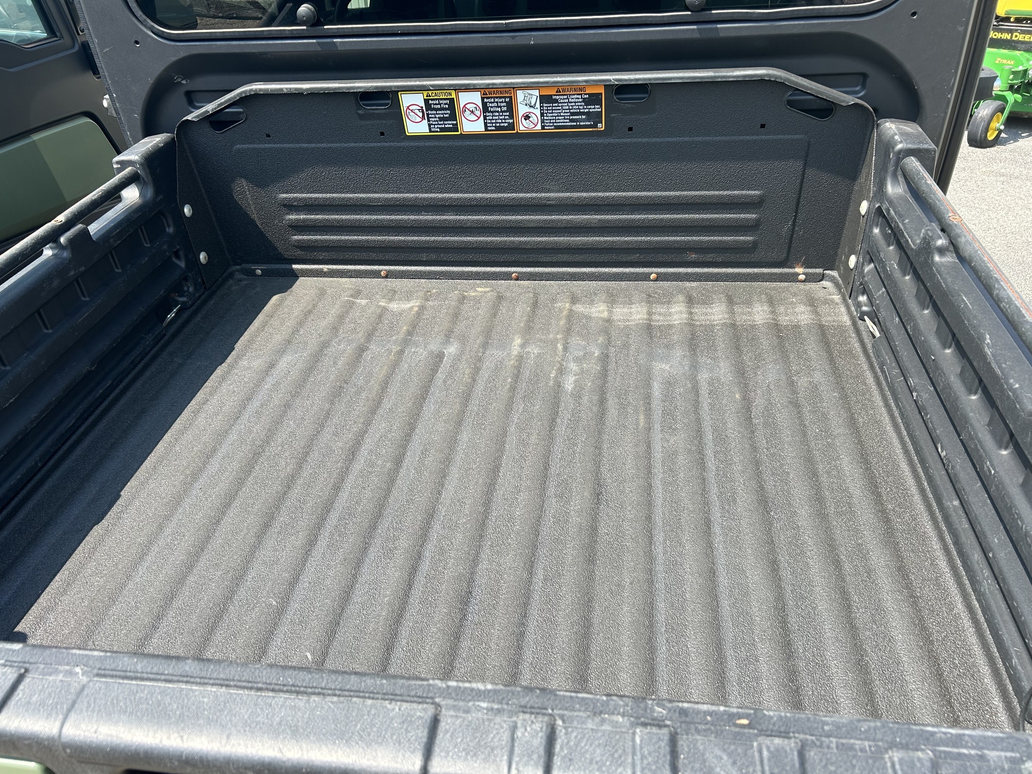 2023 John Deere XUV835R ATVs and Utility Vehicle