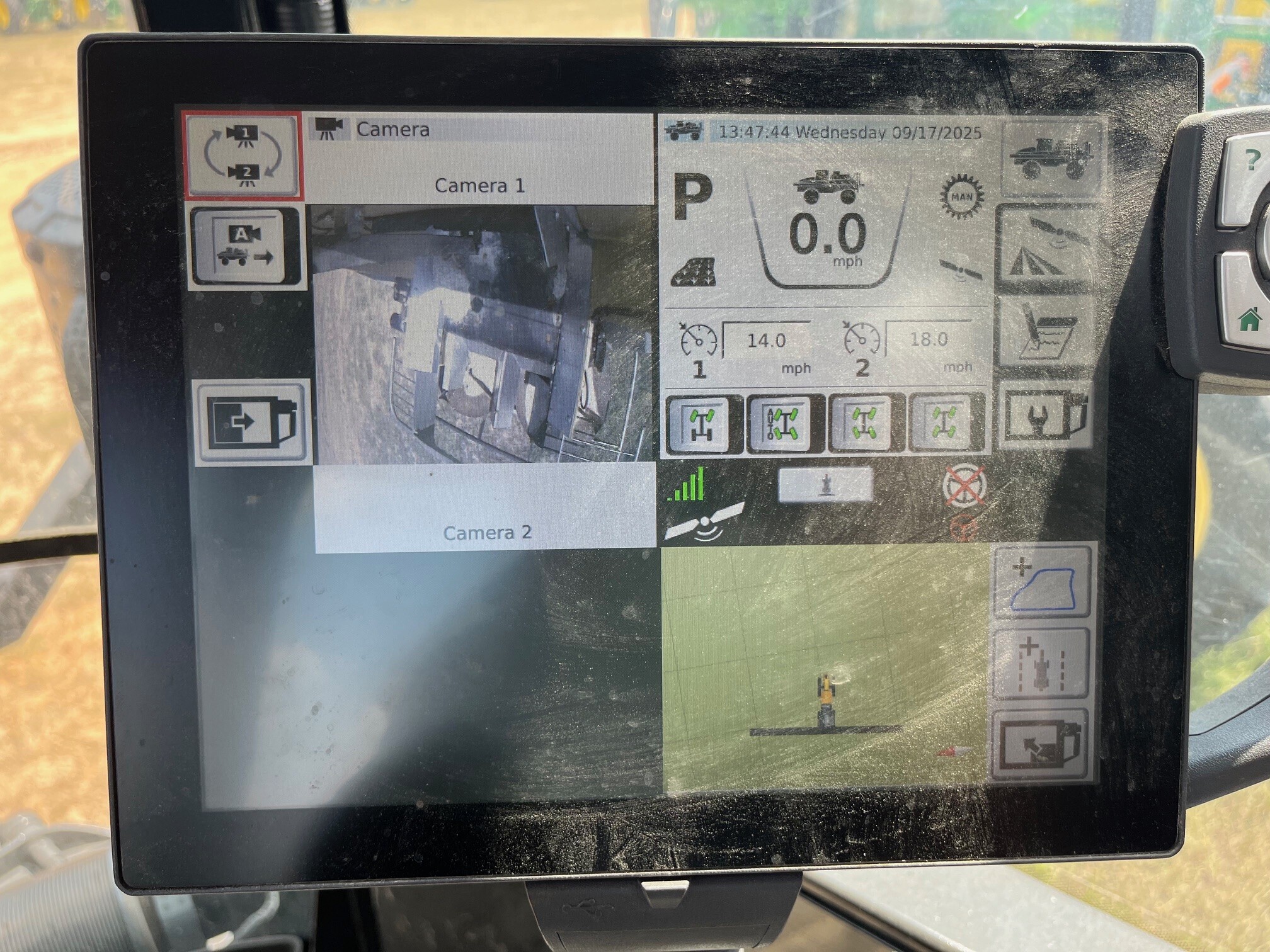 2019 ROGATOR 1100C Self-Propelled Sprayer