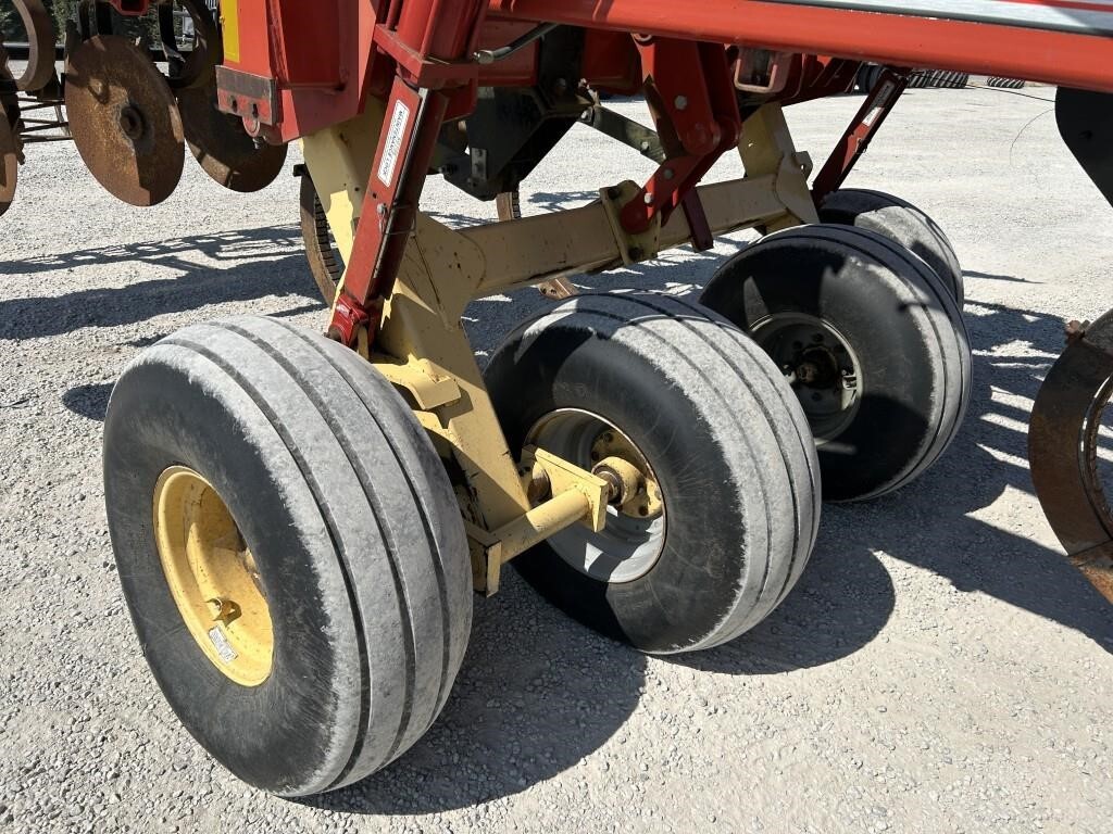 2009 Krause Dominator 4850 Disk Chisel