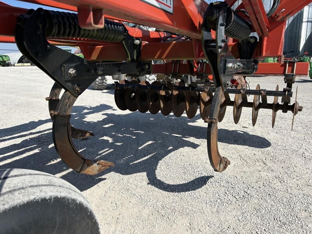 2009 Krause Dominator 4850 Disk Chisel