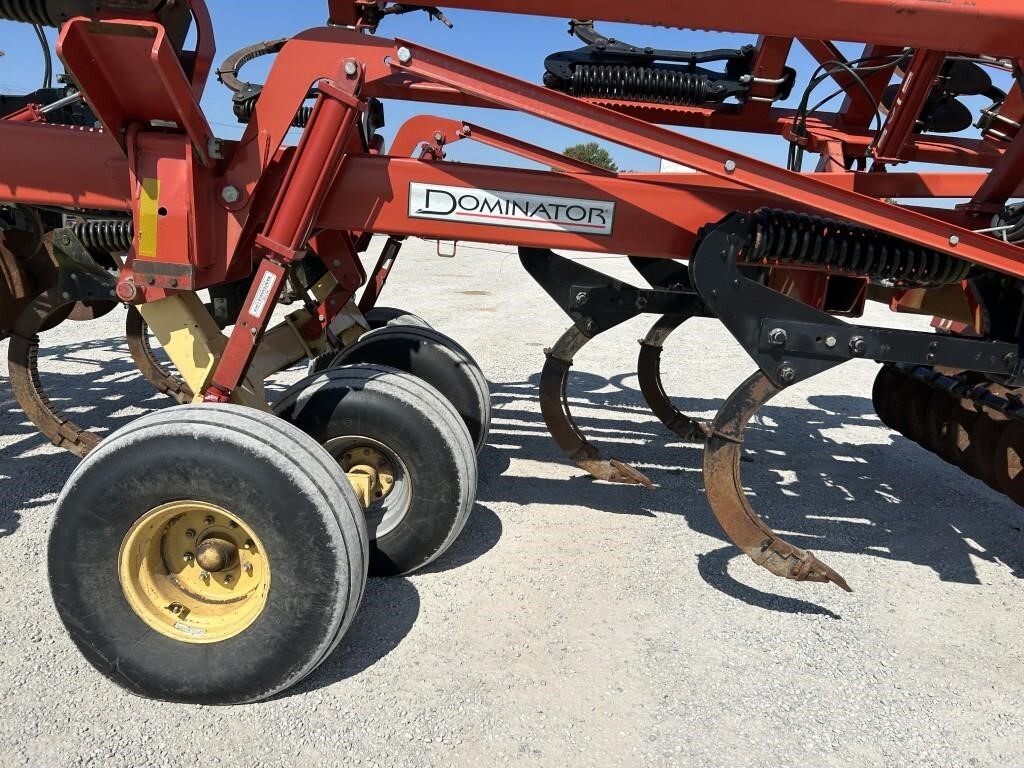 2009 Krause Dominator 4850 Disk Chisel