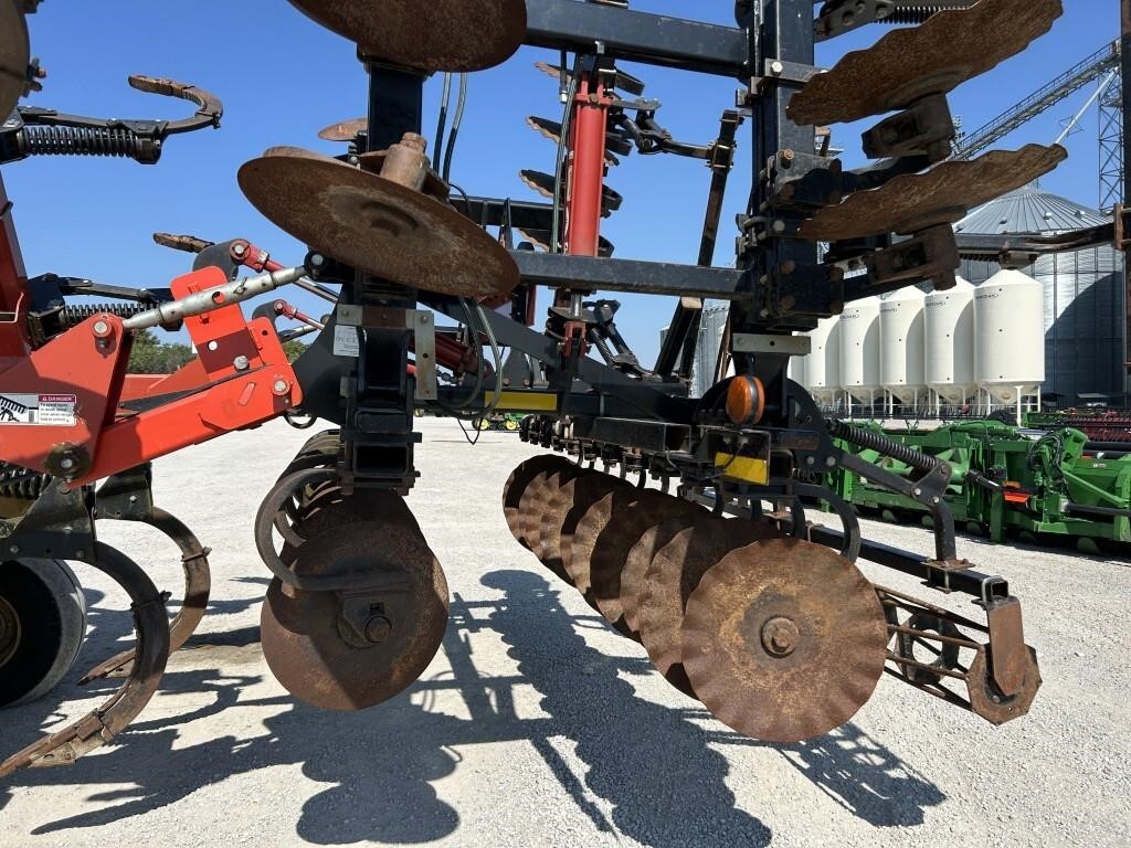 2009 Krause Dominator 4850 Disk Chisel