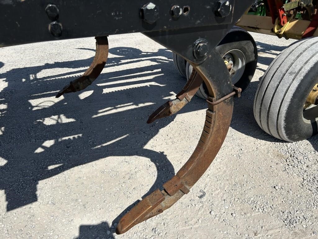 2009 Krause Dominator 4850 Disk Chisel