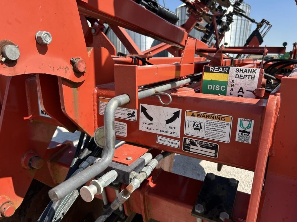 2009 Krause Dominator 4850 Disk Chisel