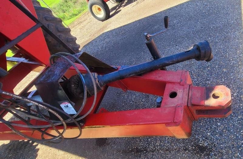 2004 J&M 525-14 Grain Cart