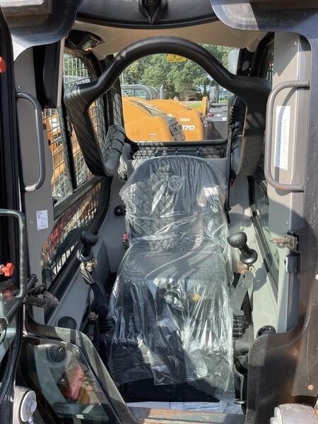 2017 Case SR210 Skid Steer