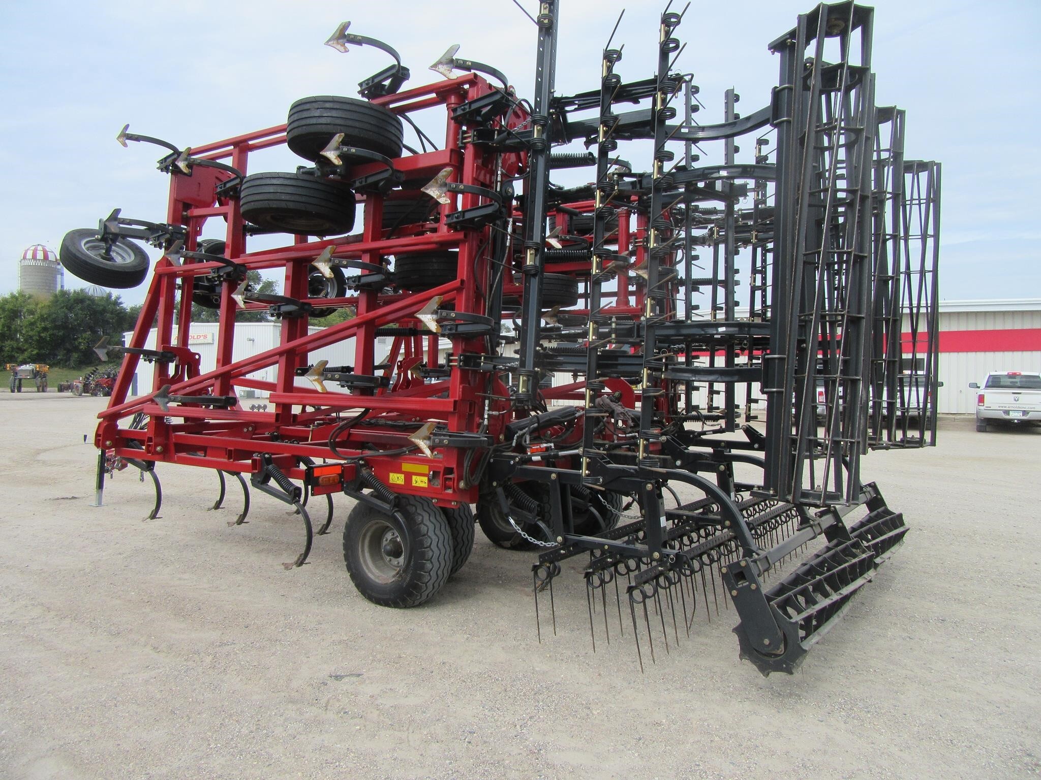 2021 Case IH Tiger-Mate 255 Field Cultivator