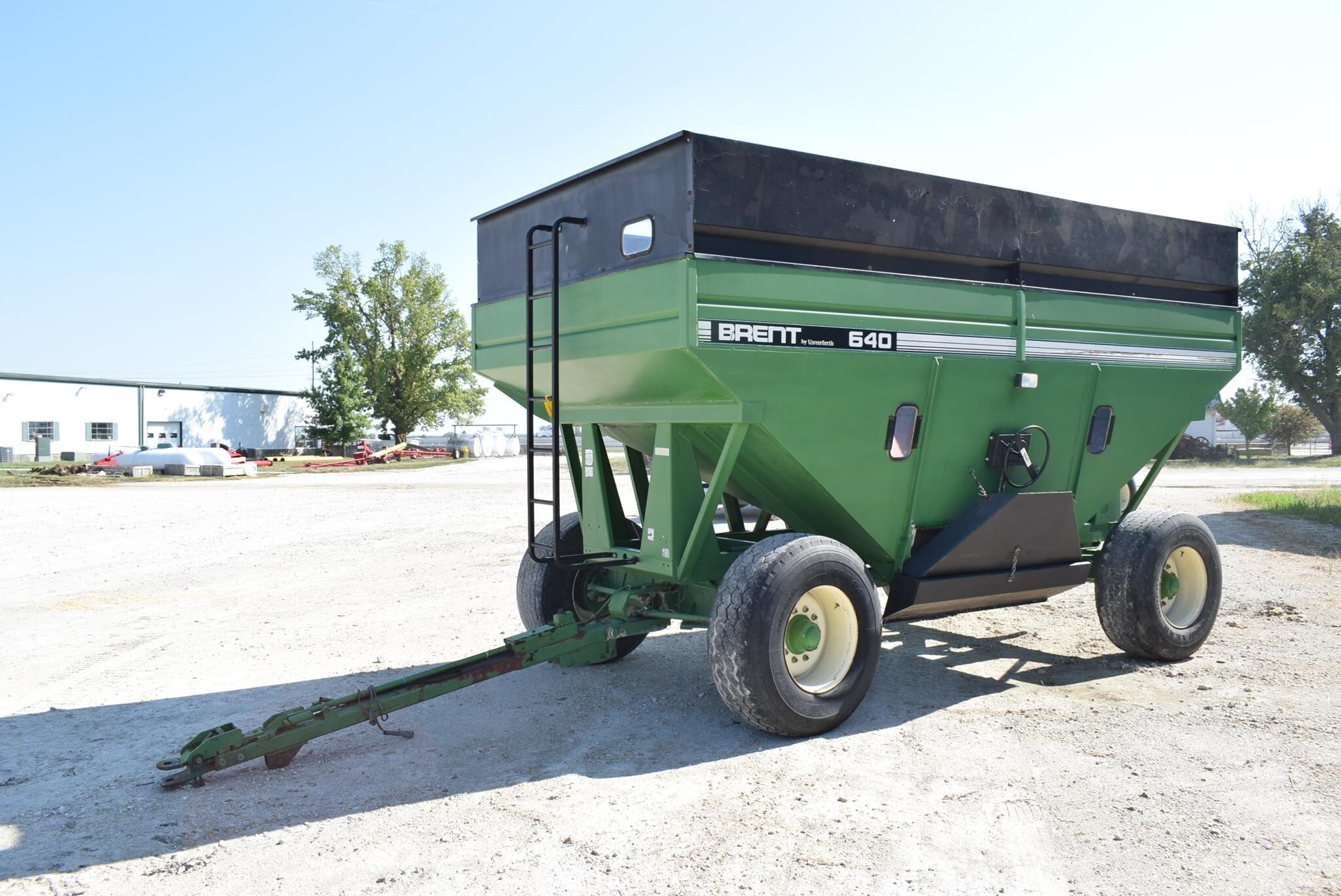  Brent 640 Gravity Wagon