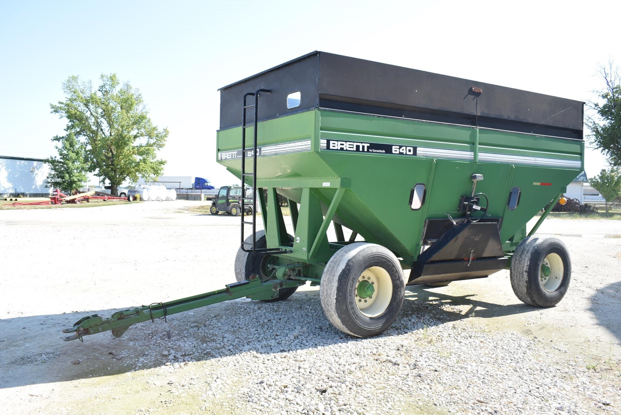  Brent 640 Gravity Wagon