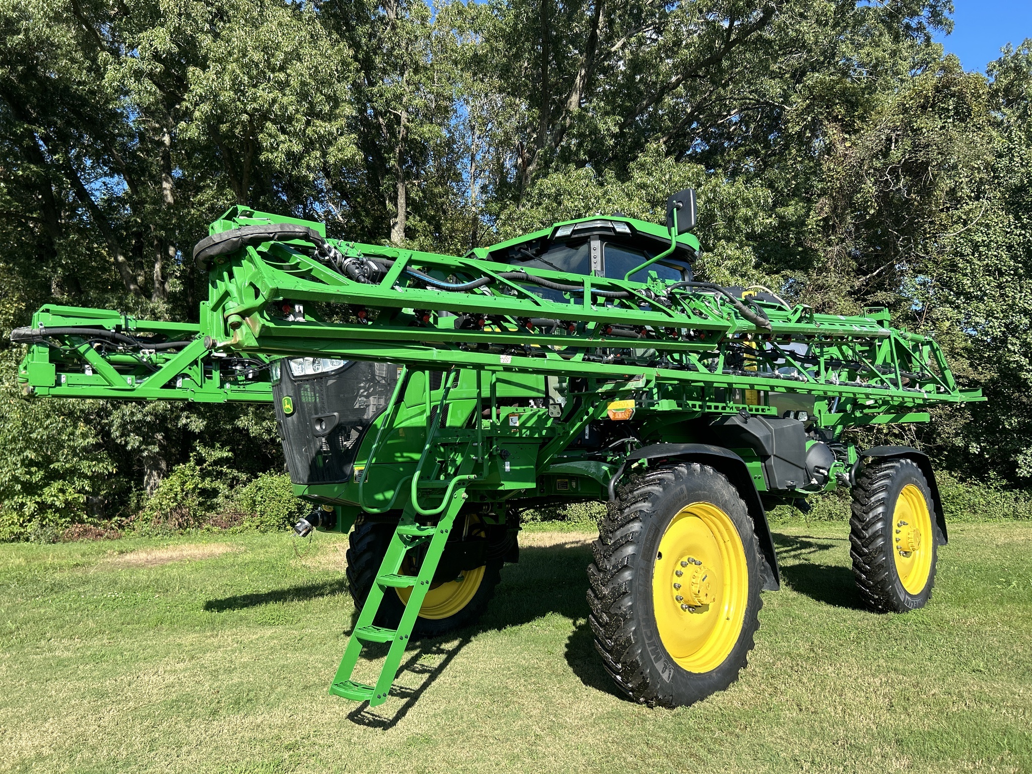 2024 John Deere 412R Self-Propelled Sprayer