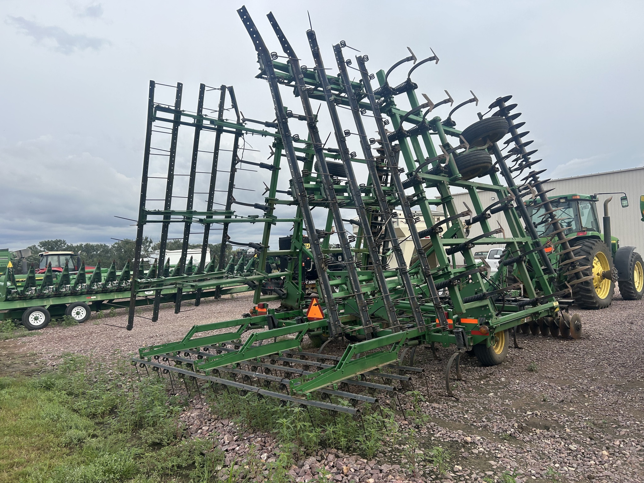 2003 John Deere 726 Soil Finisher