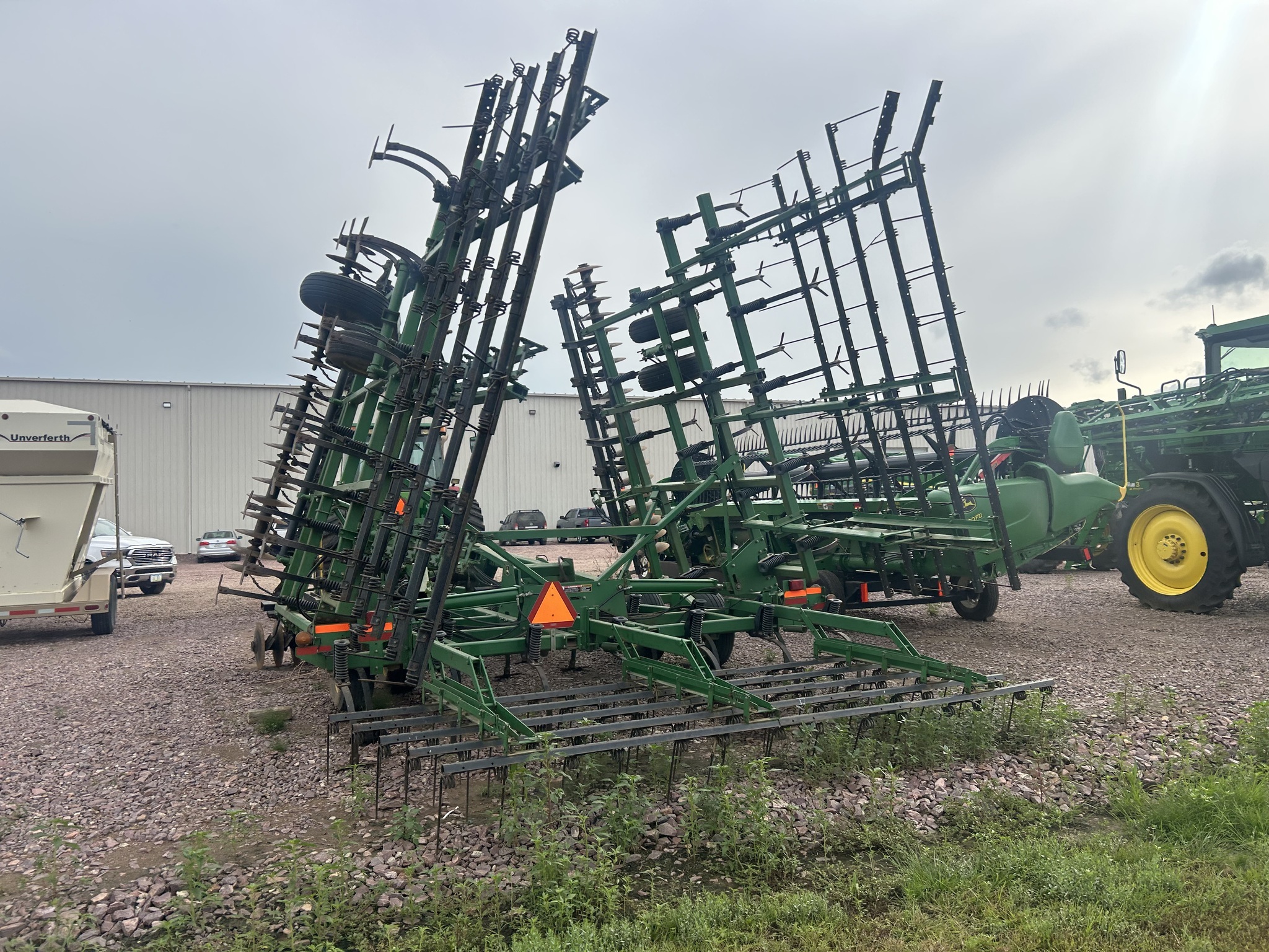 2003 John Deere 726 Soil Finisher
