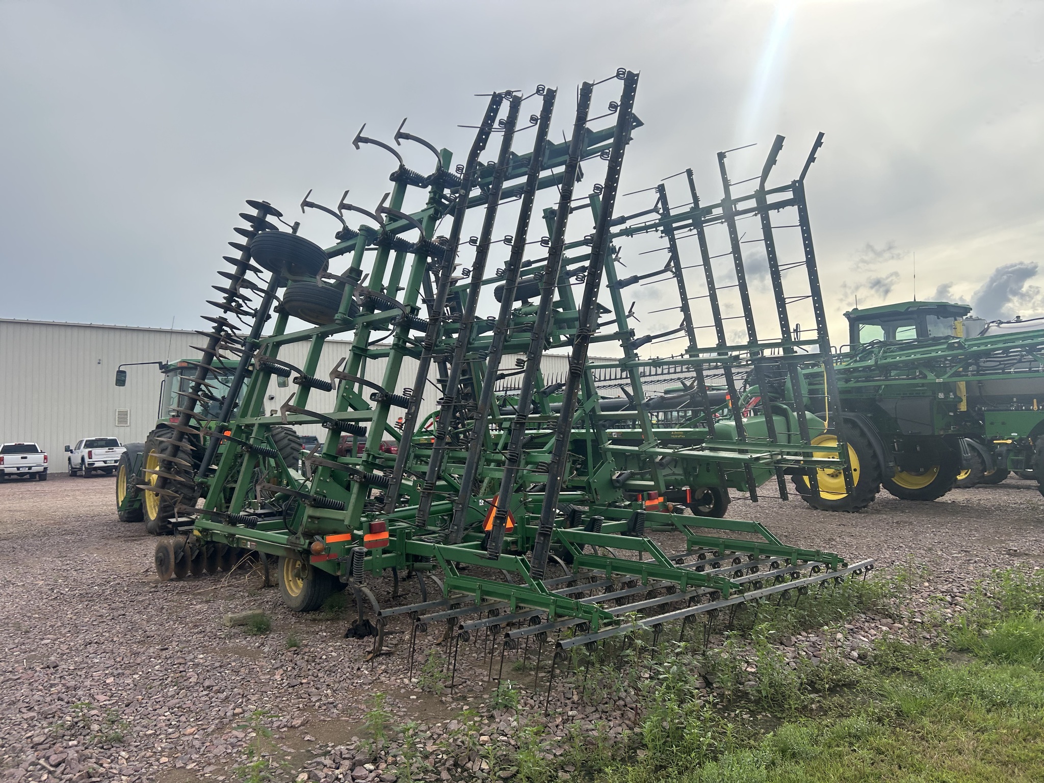 2003 John Deere 726 Soil Finisher