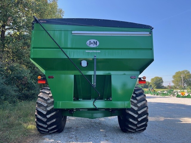 2024 J&M 875 Grain Cart