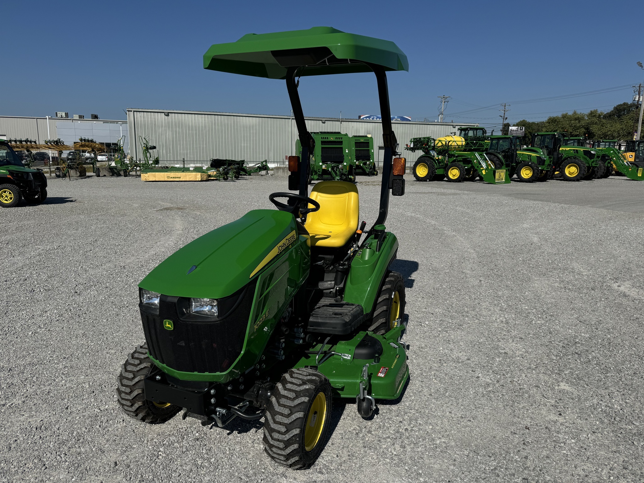 2025 John Deere 1023E Tractor