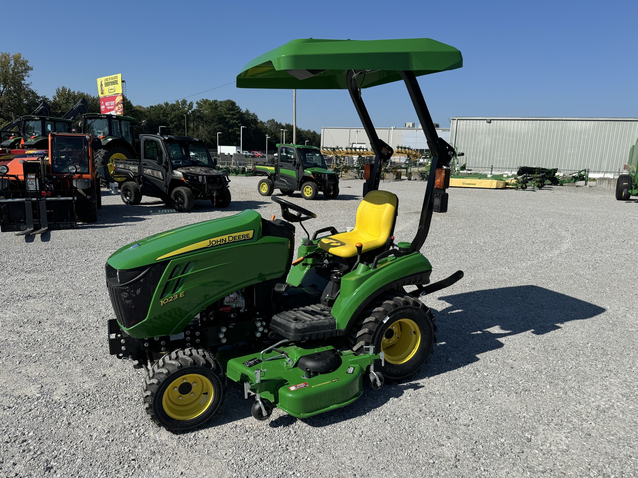 2025 John Deere 1023E Tractor