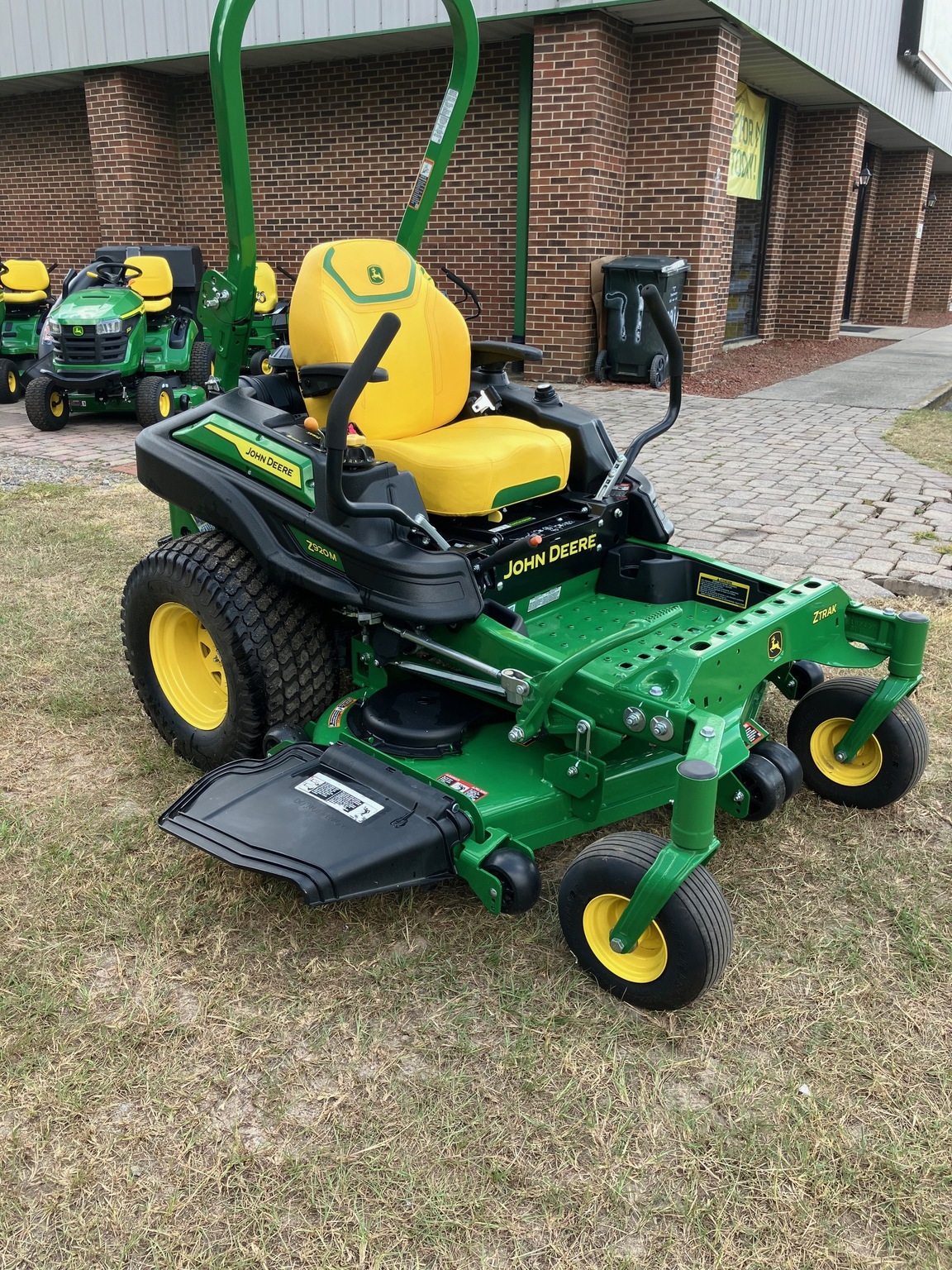 2024 John Deere Z920M Lawn Mower