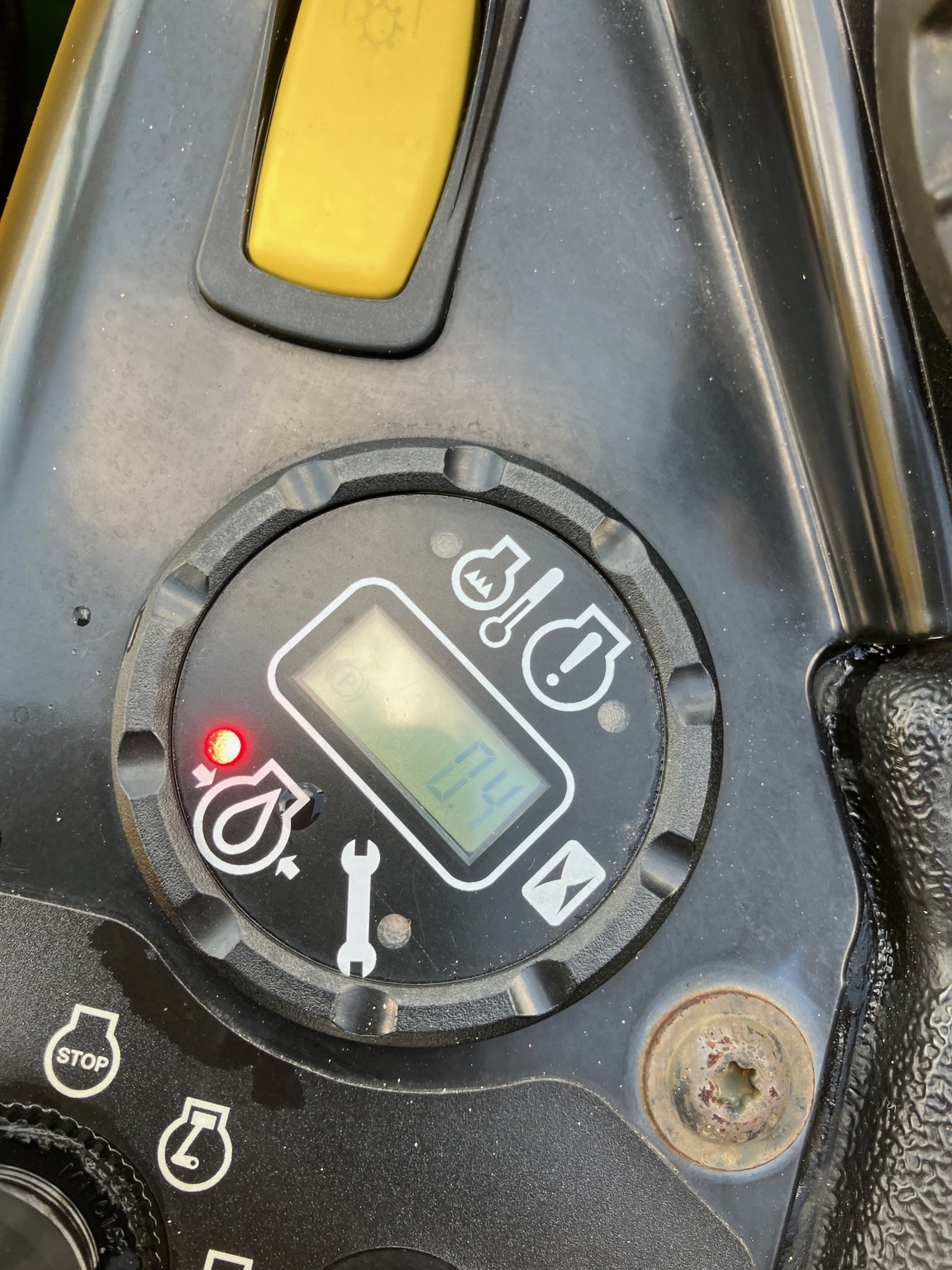 2024 John Deere Z920M Lawn Mower