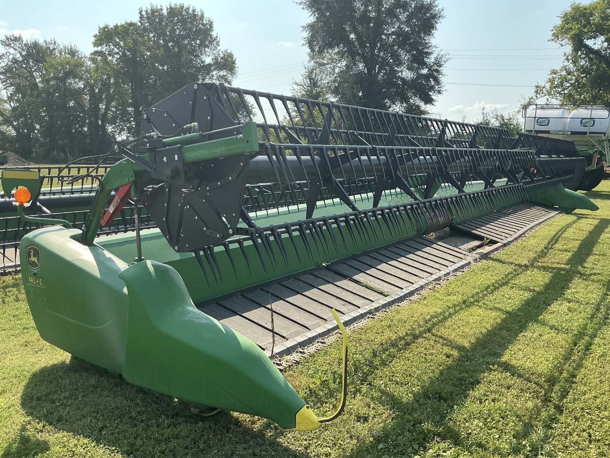 2019 John Deere 745FD Platform