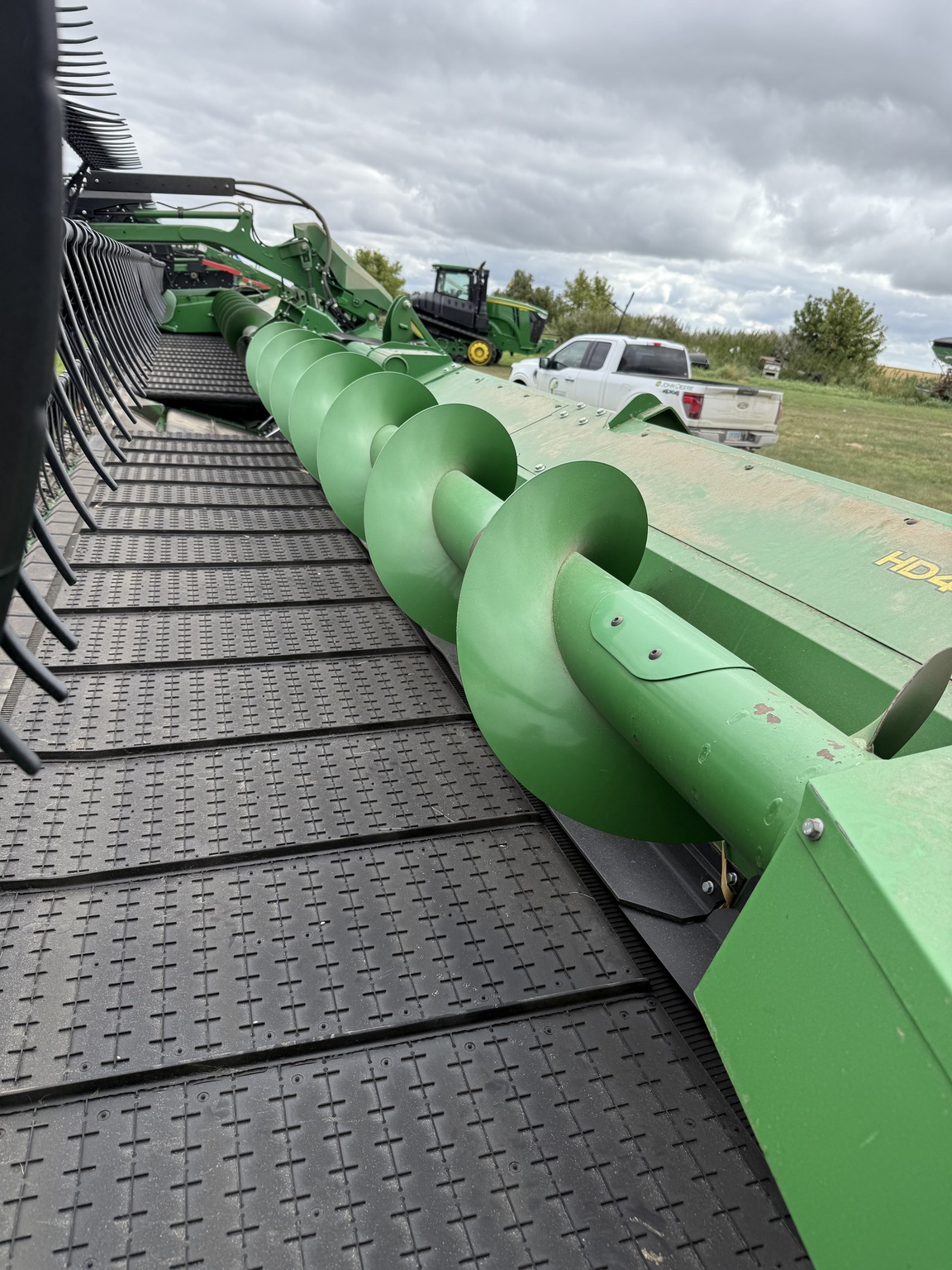 2022 John Deere HD40F Platform