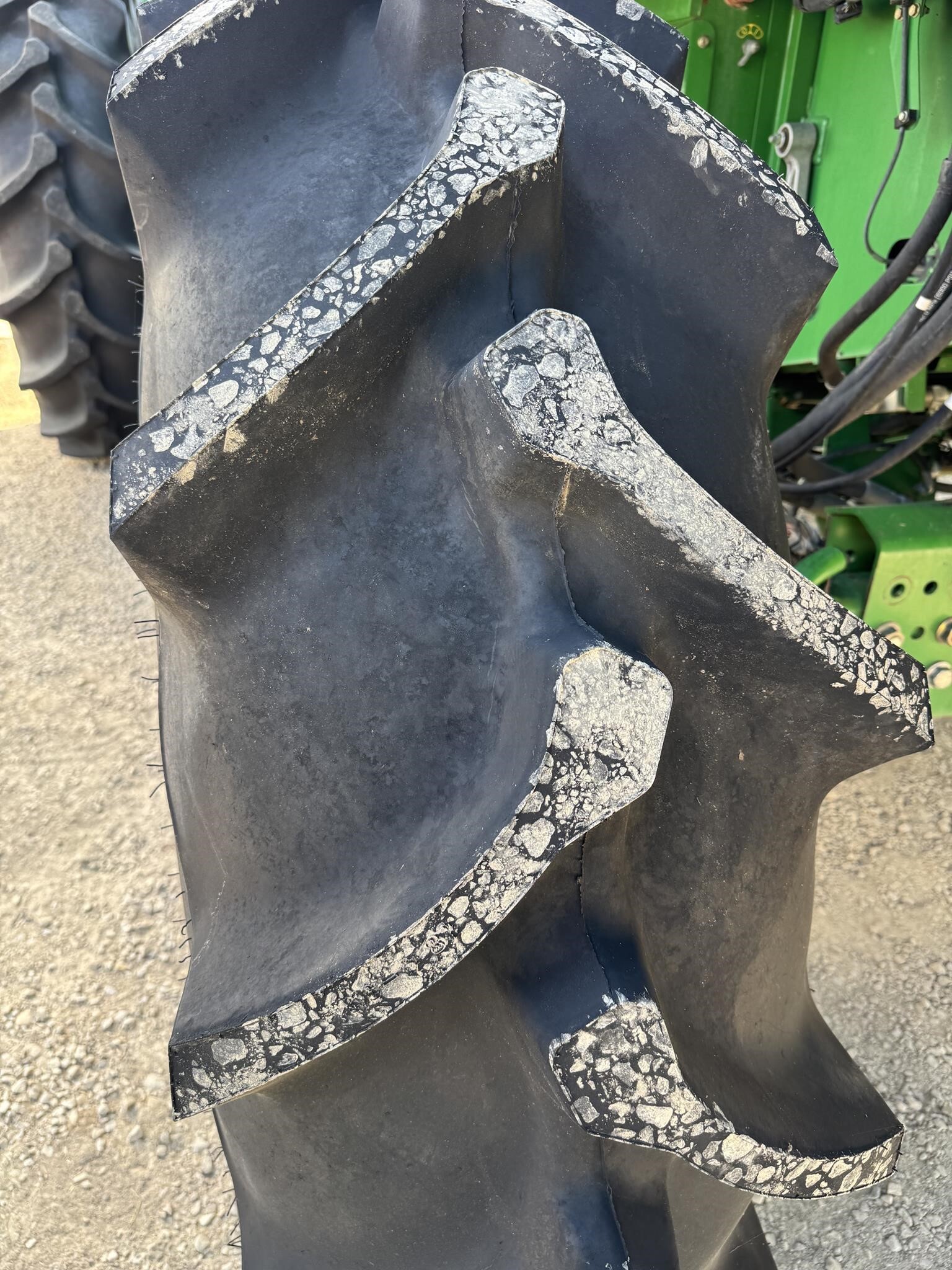2013 John Deere S680 Combine